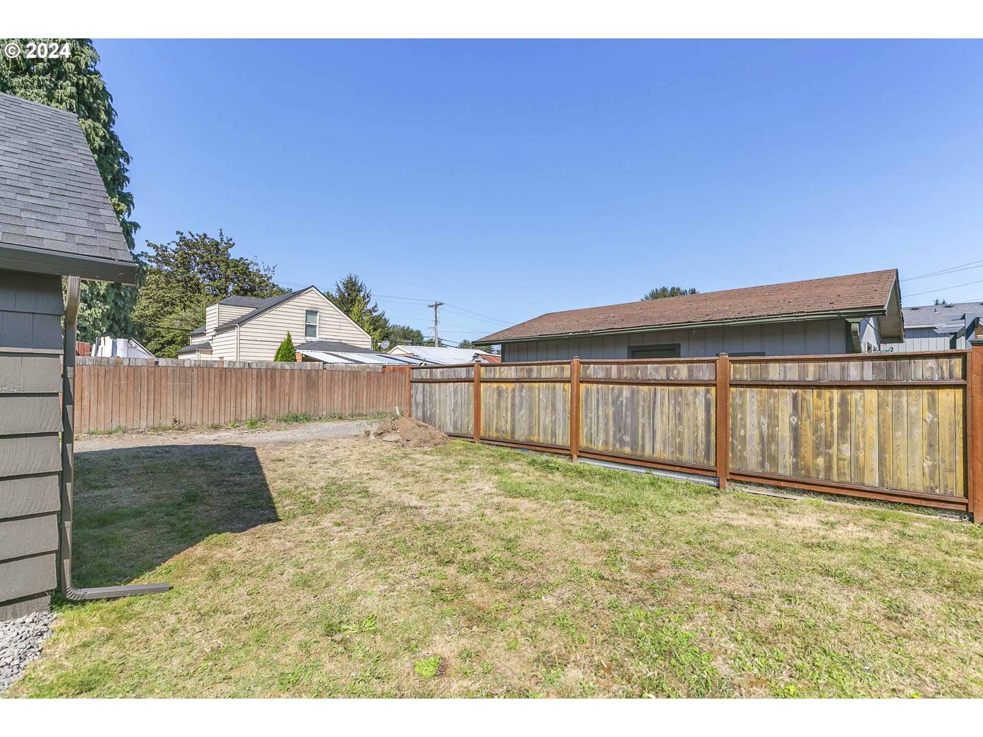 821 N Pacific Ave, Kelso, WA 98626