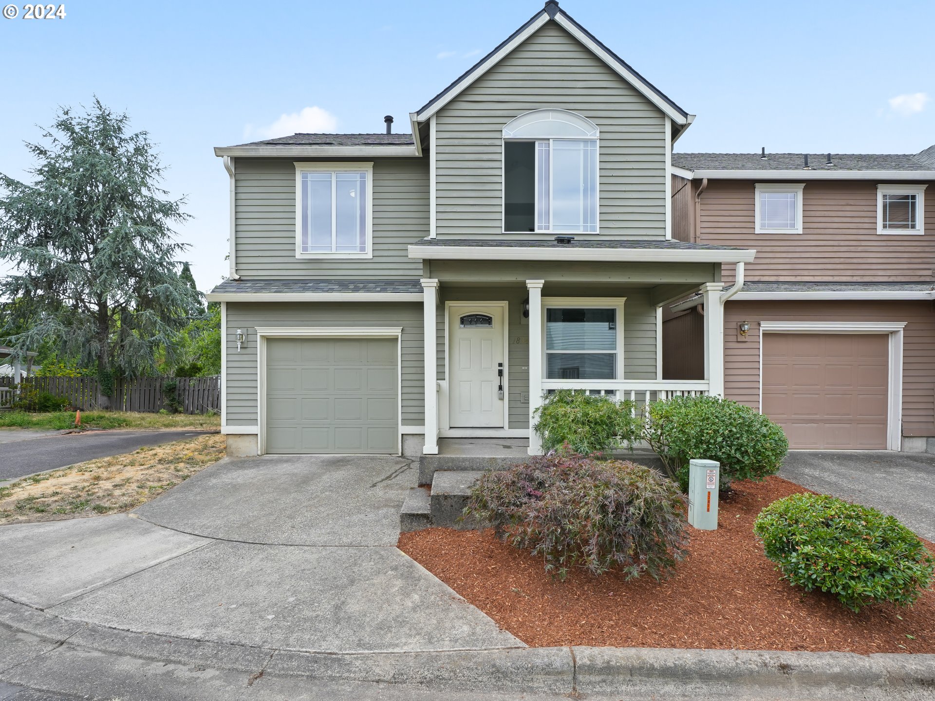 Photo of 18342 SMOKETTE LN Beaverton OR 97003