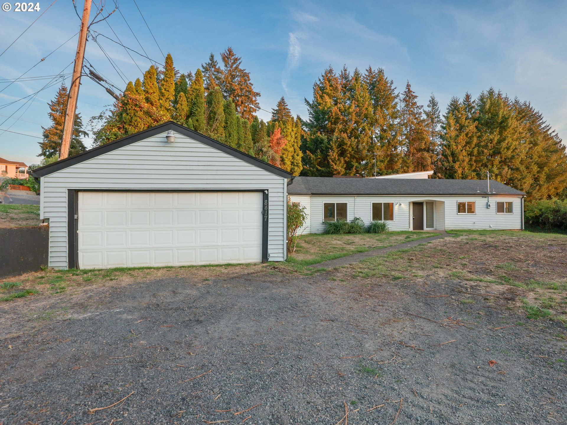 8417 NW Fruit Valley Rd, Vancouver, WA 98665