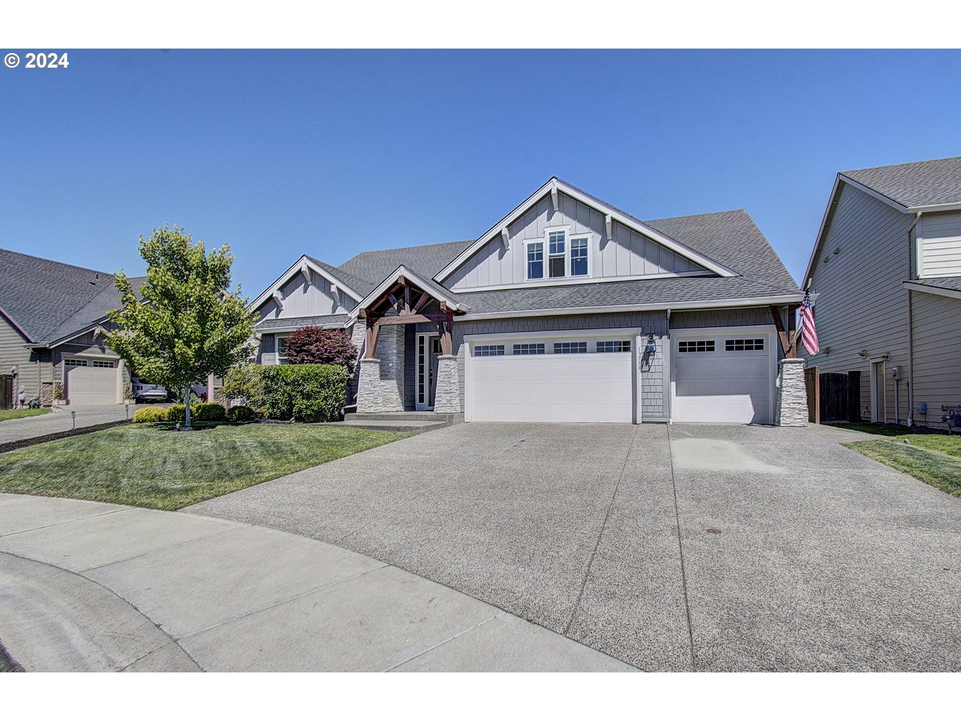 13719 NW 50th Ave, Vancouver, WA 98685