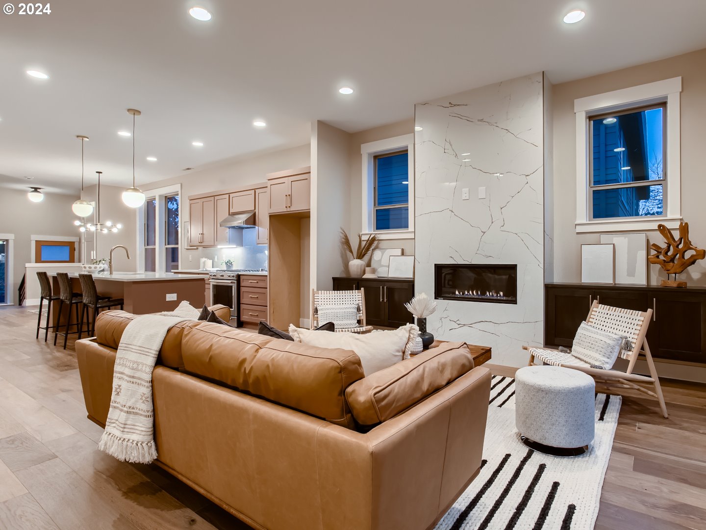 Photo #6: 24324751 Listing 