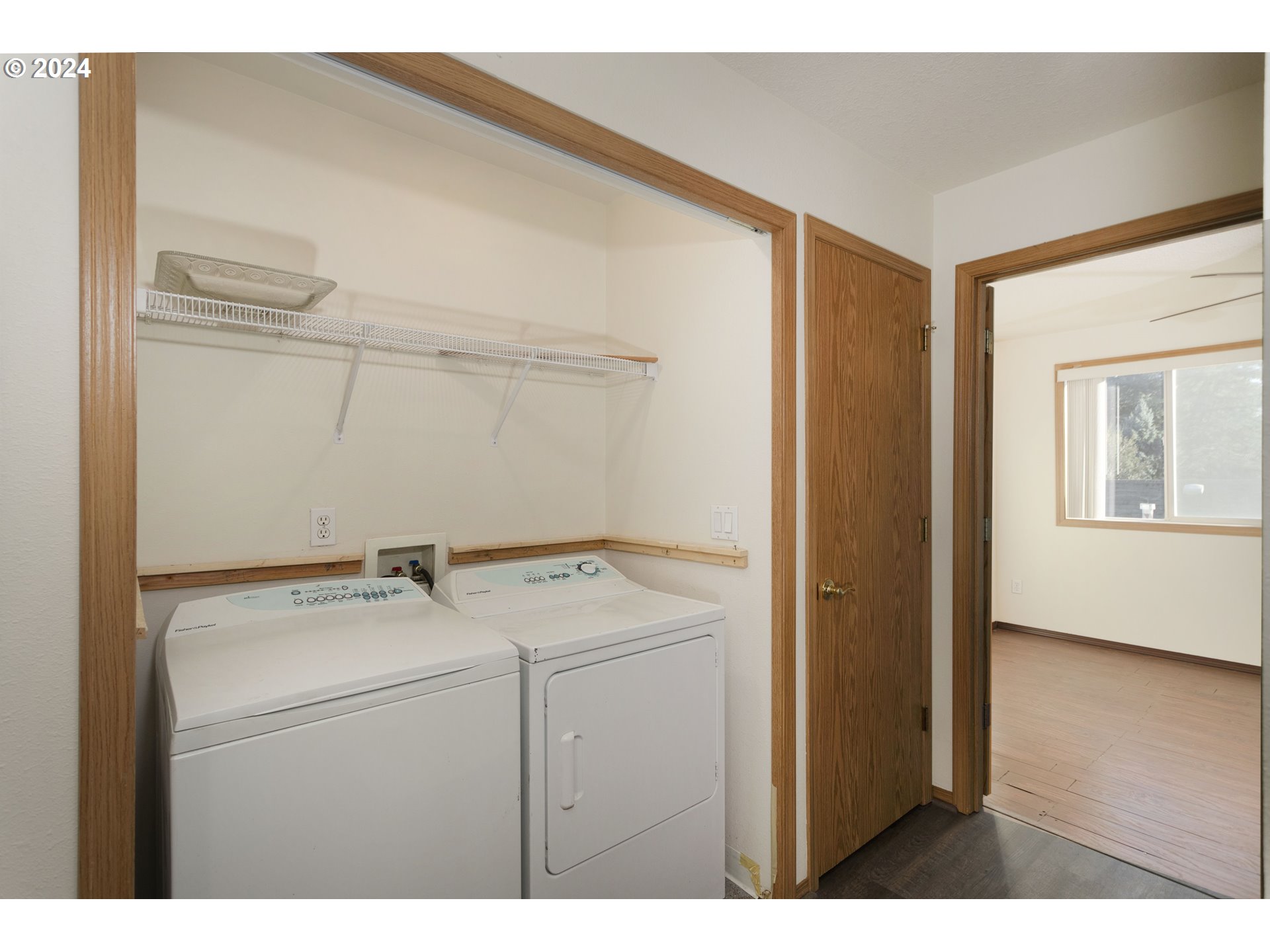 Photo #6: 24326123 Listing 