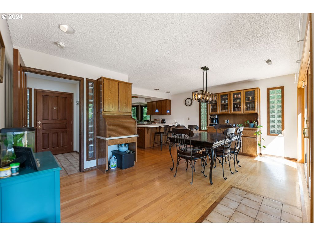 13720 NE 245th Ave, Brush Prairie, WA 98606