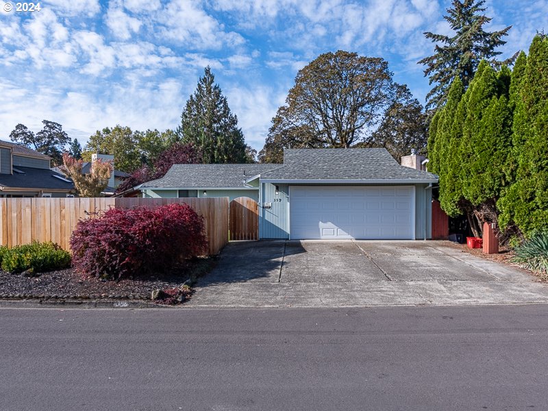 Photo of 357 HYDE CIR Hillsboro OR 97124