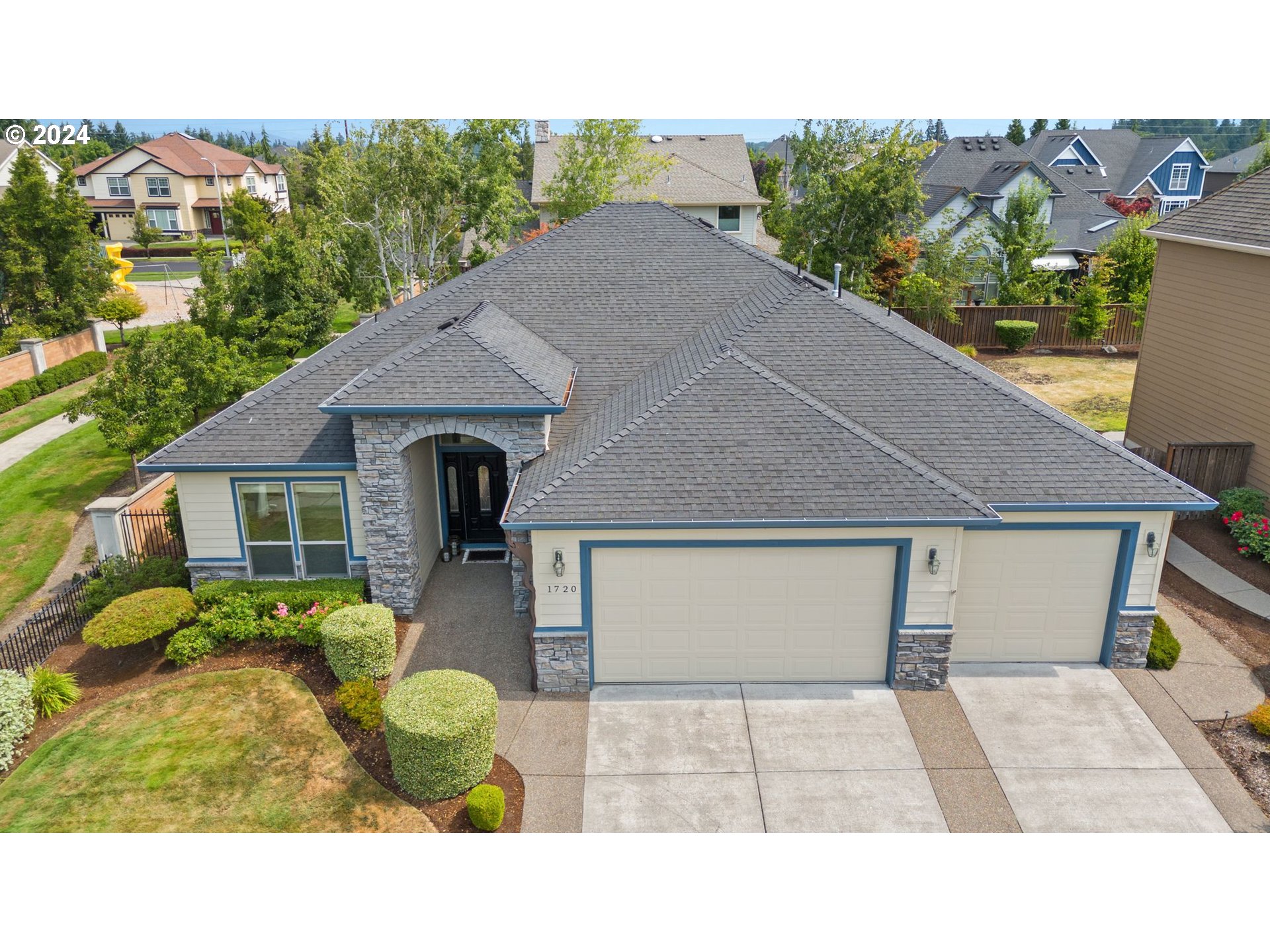 Photo of 1720 TAVERNER DR Ridgefield WA 98642