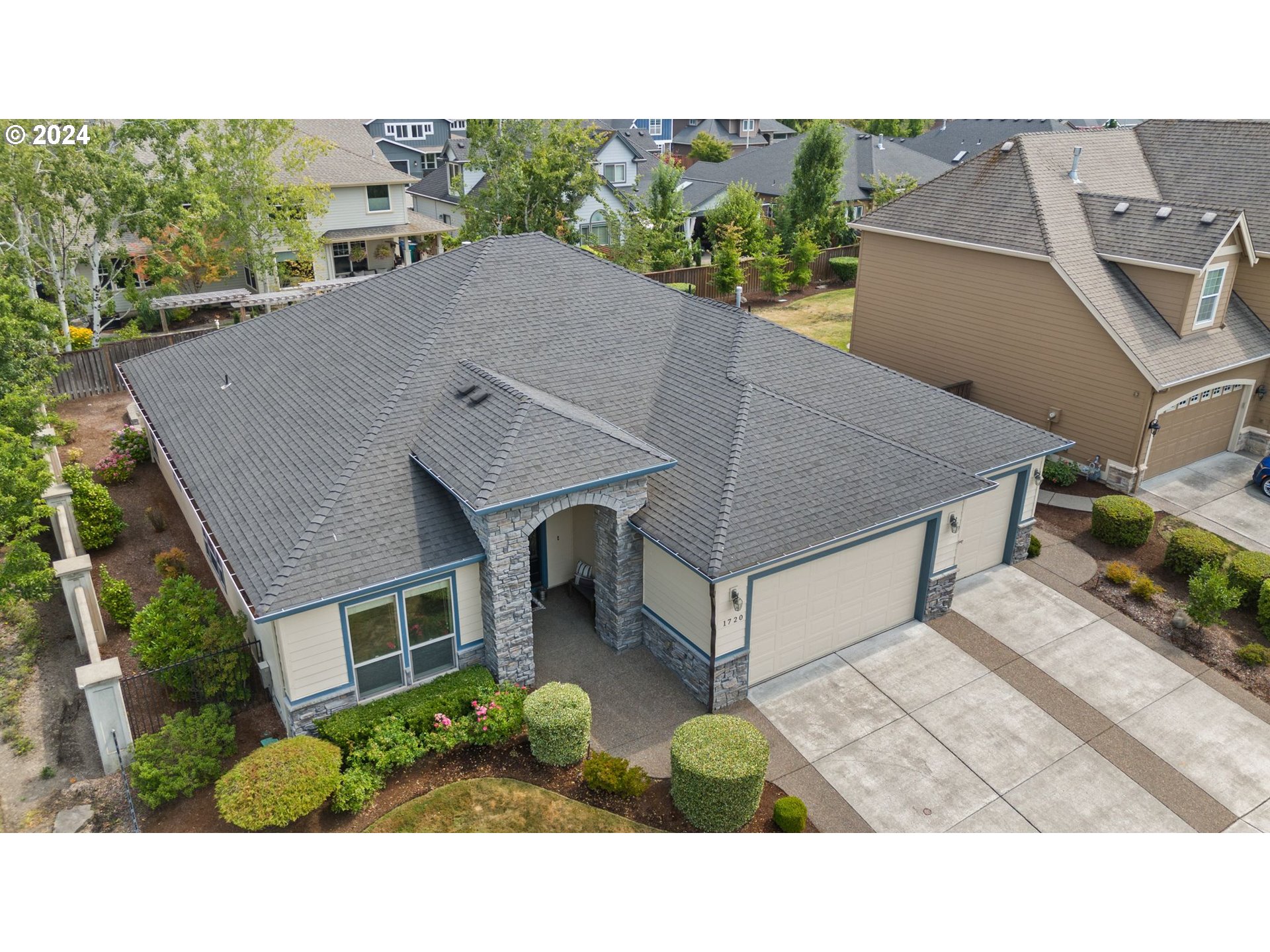 1720 S Taverner Dr, Ridgefield, WA 98642