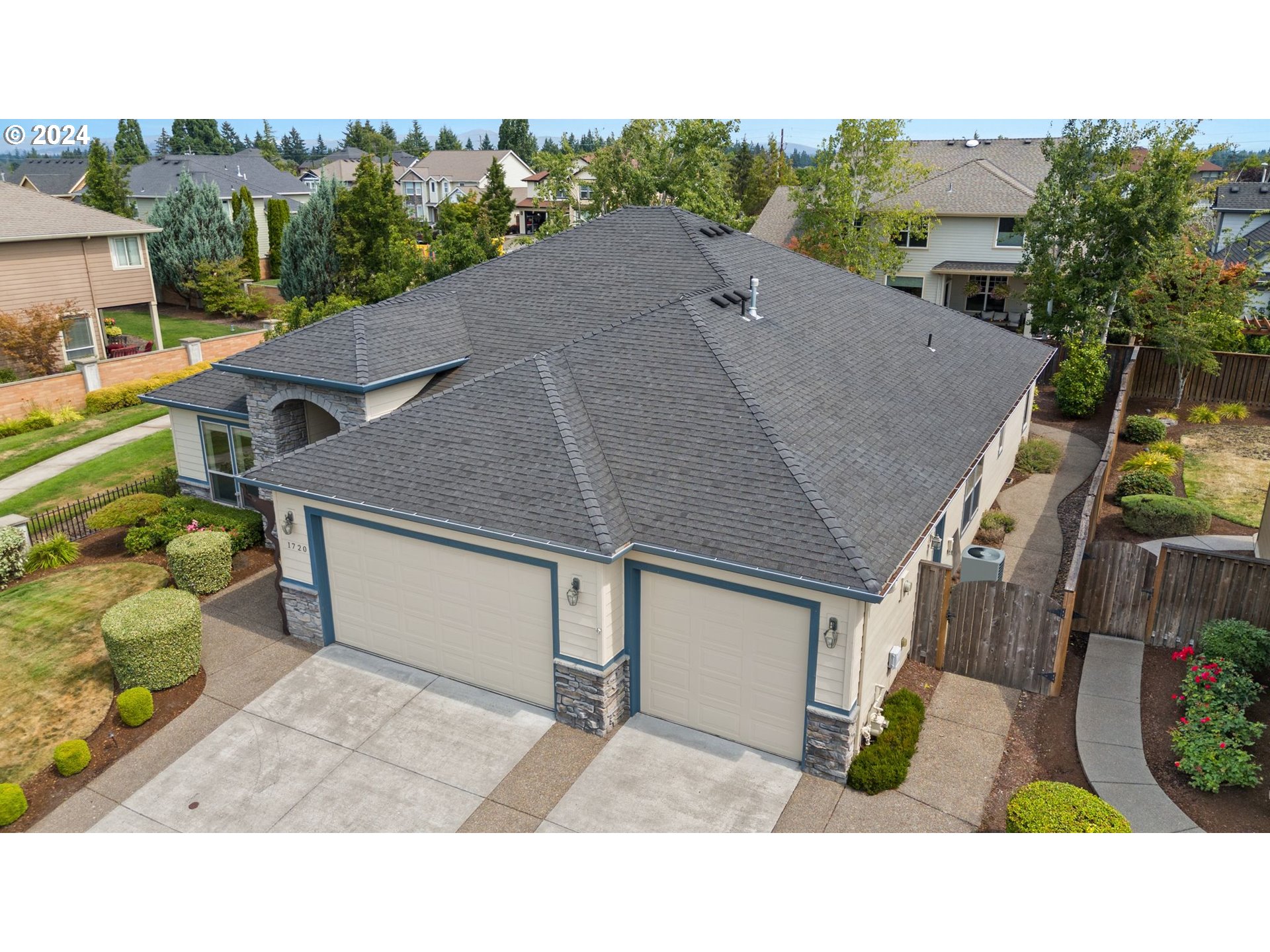 1720 S Taverner Dr, Ridgefield, WA 98642