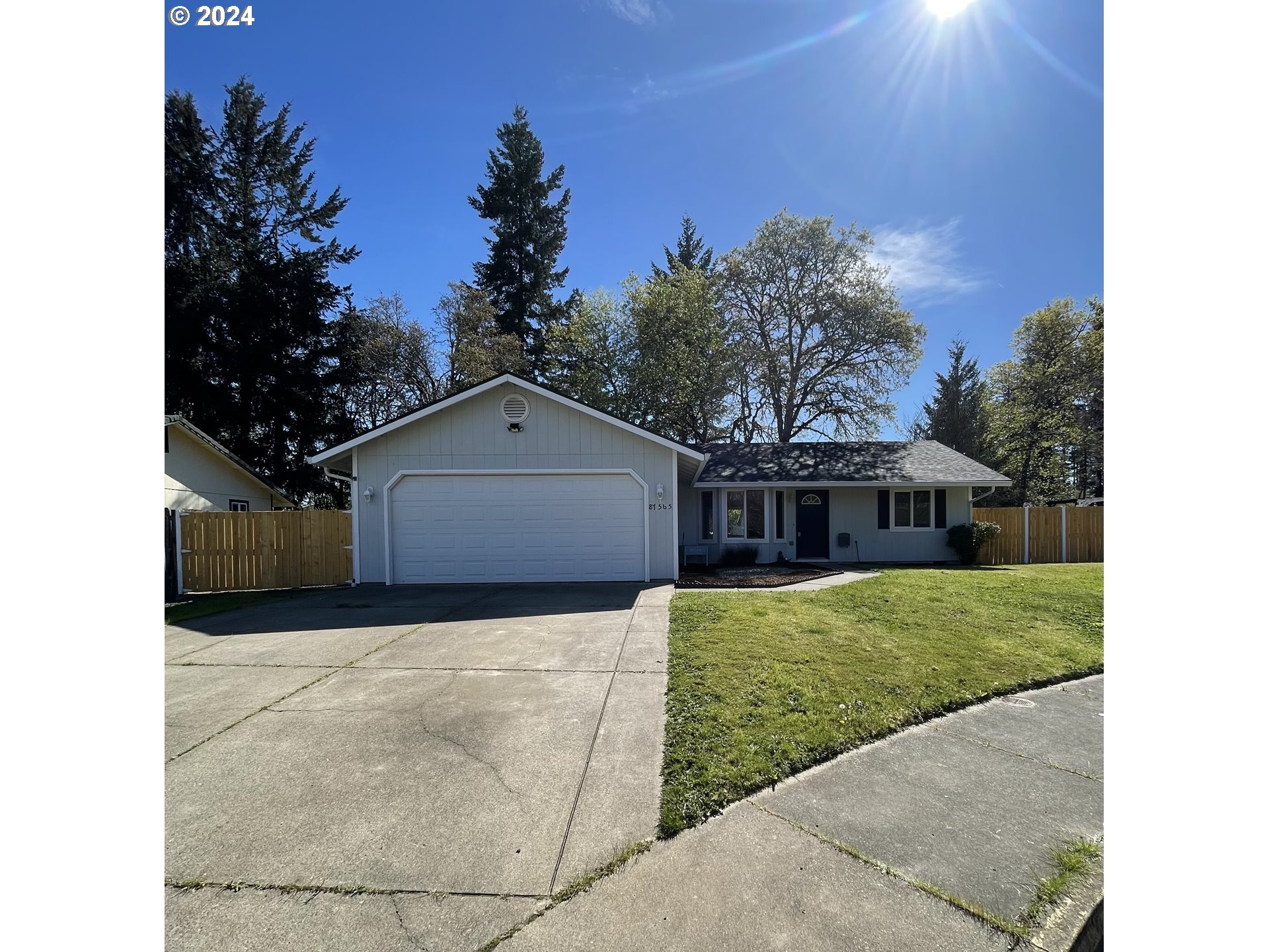 87565 ESPRIT CT