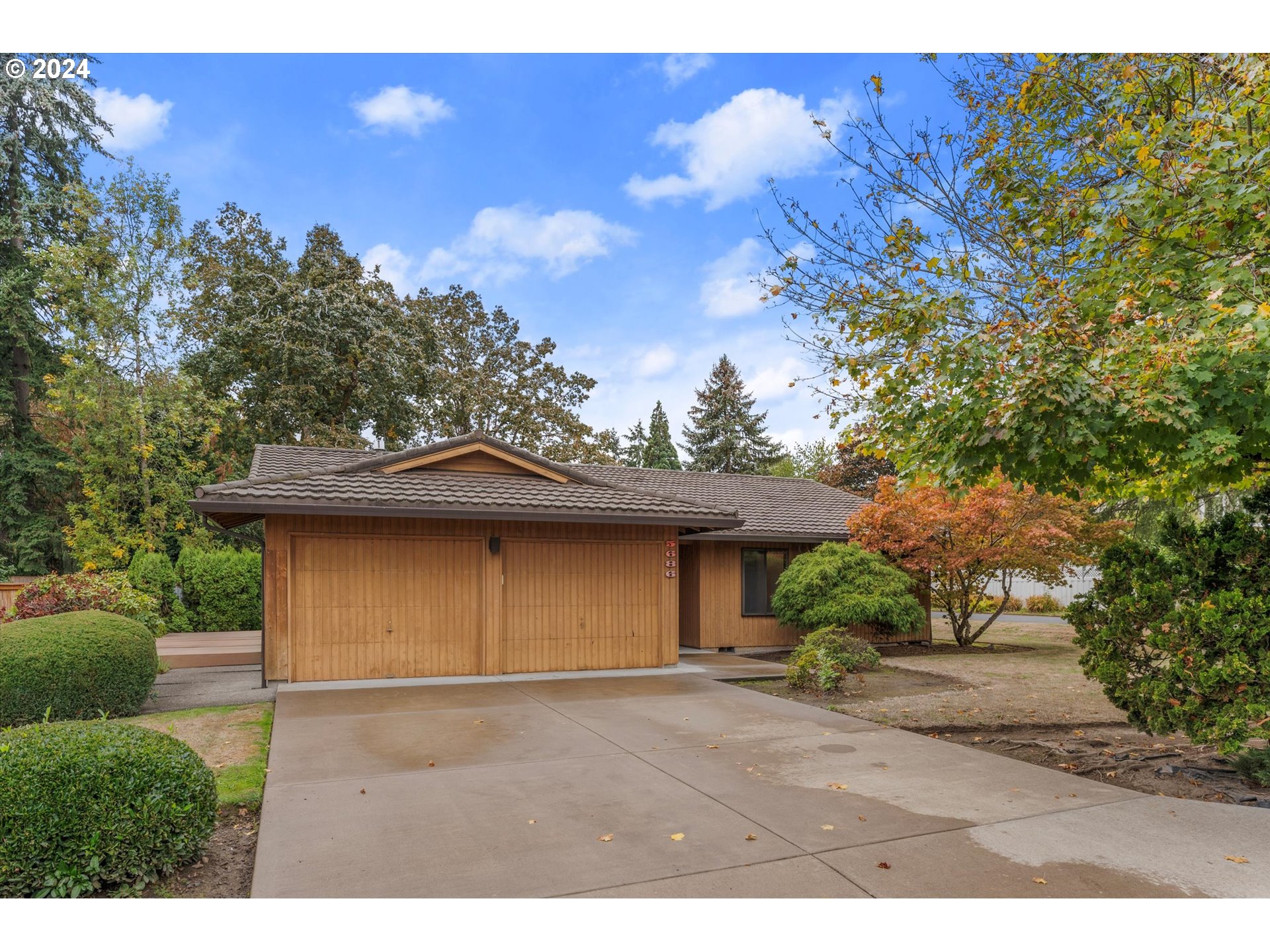 Photo of 5686 BYRON DR Milwaukie OR 97267