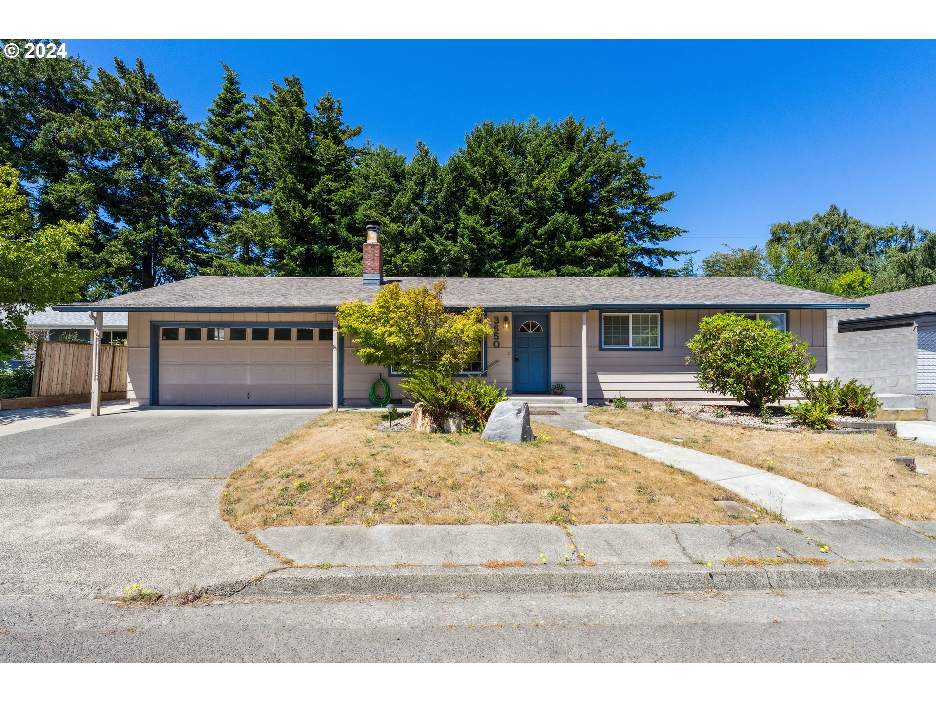 Photo of 3650 PINE ST North Bend OR 97459