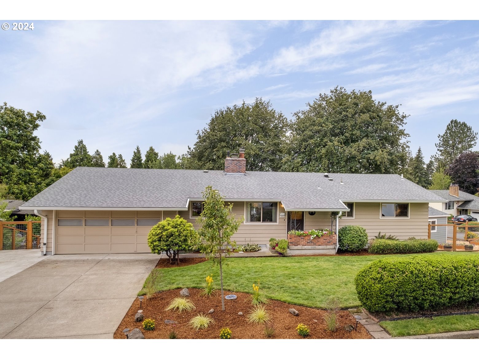 Photo of 12890 EVERGREEN ST Beaverton OR 97005