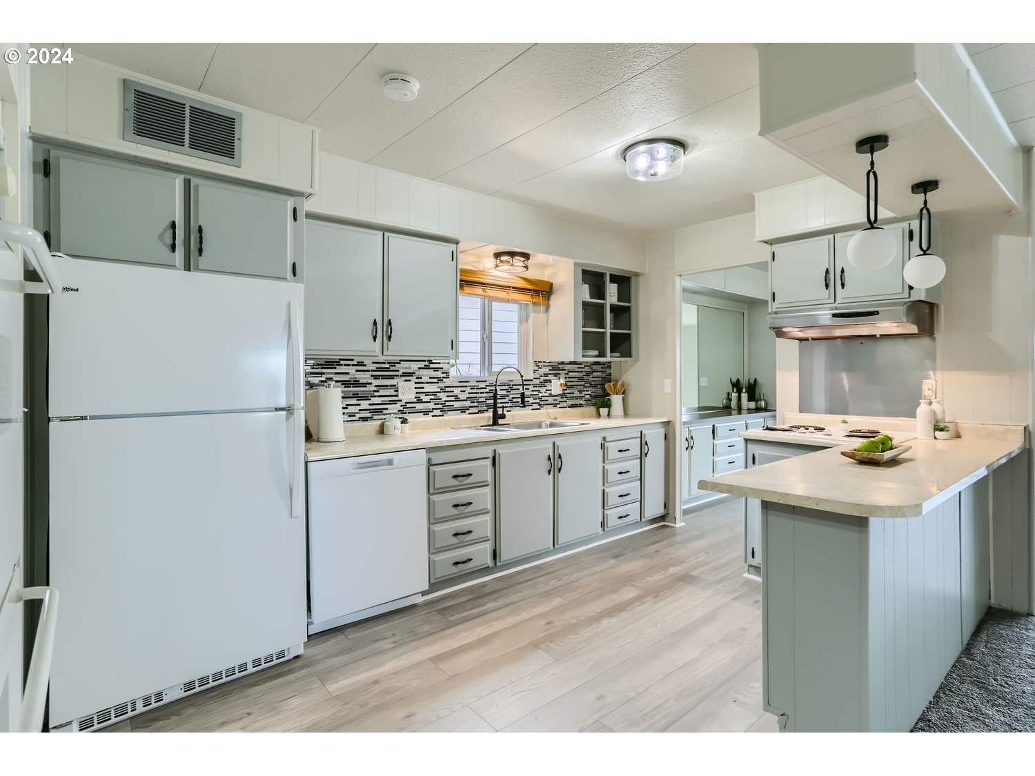2681 SE RIVER RD, Hillsboro, OR, 97123