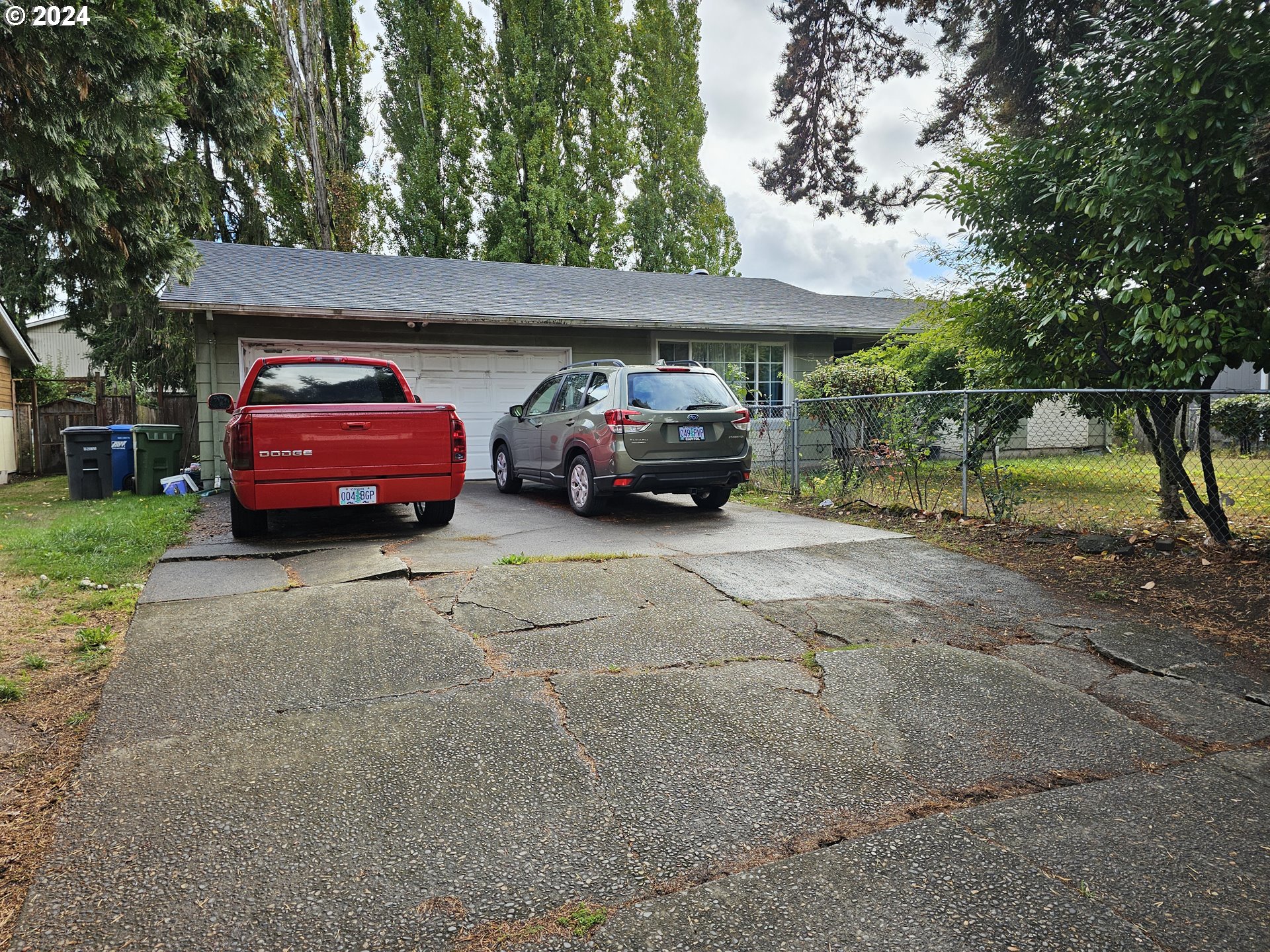 Photo of 290 HAWLEY ST Woodburn OR 97071