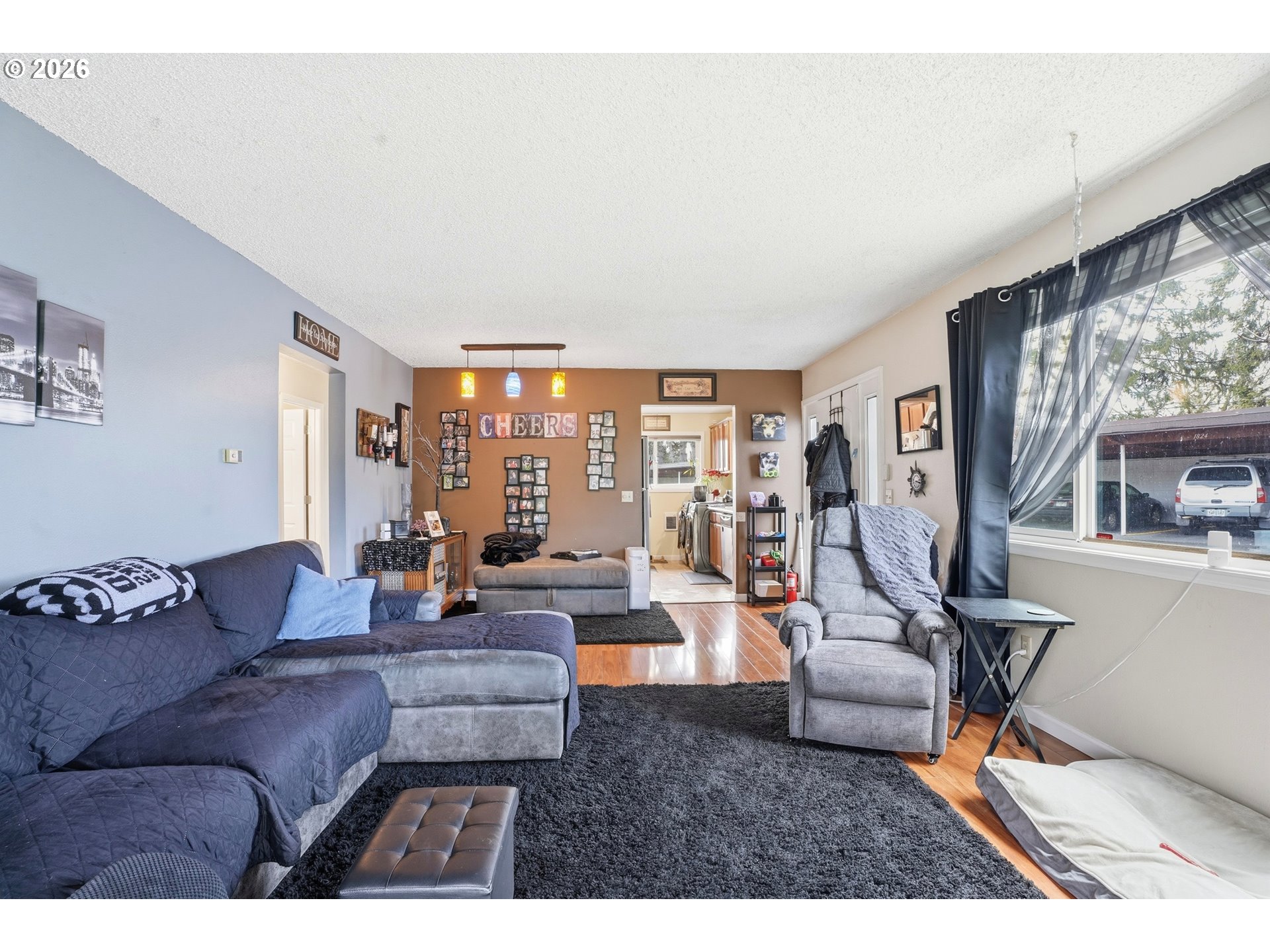 Photo #10: 243692147 Listing: Photo #10