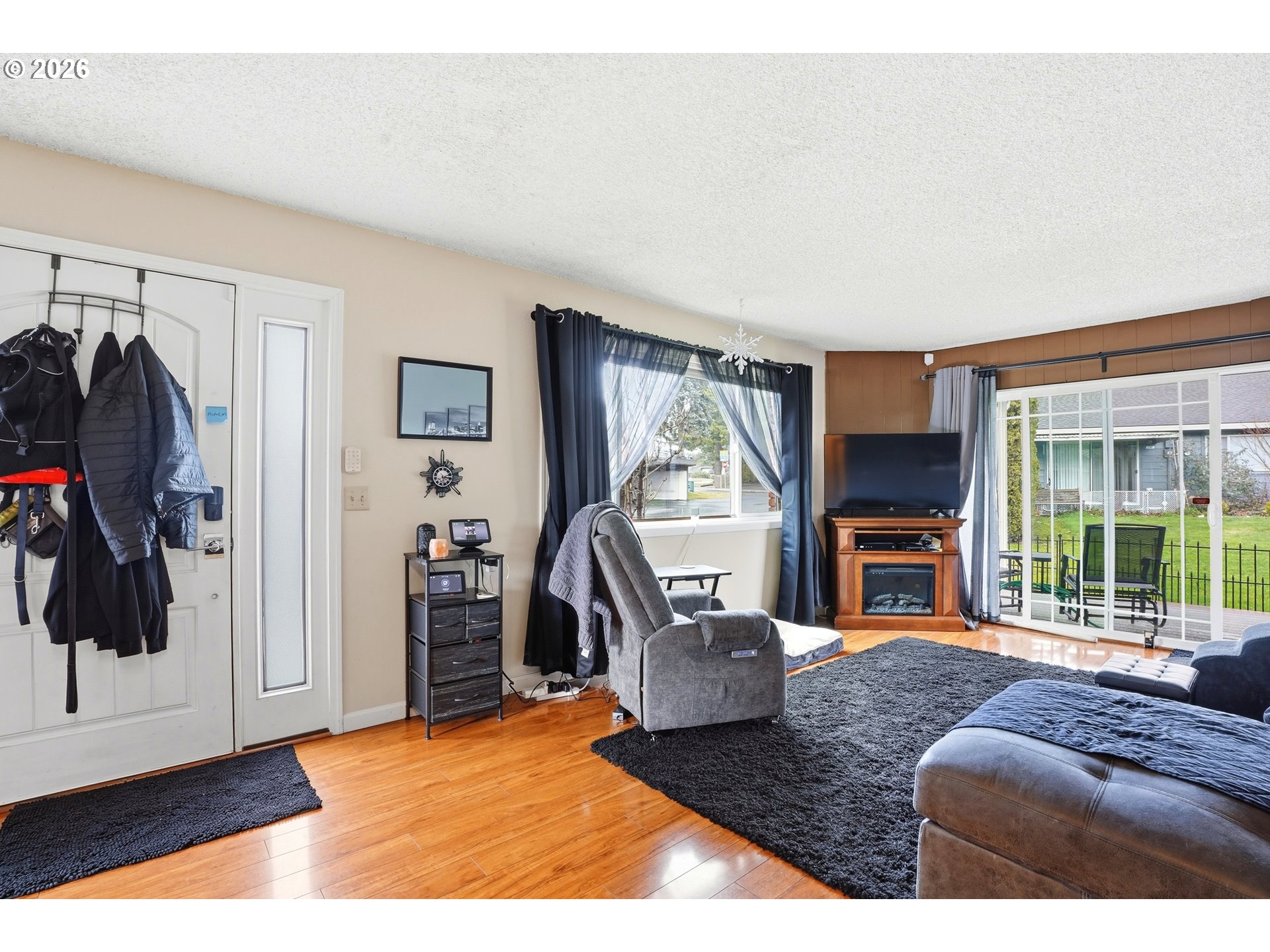 Photo #12: 243692147 Listing: Photo #12