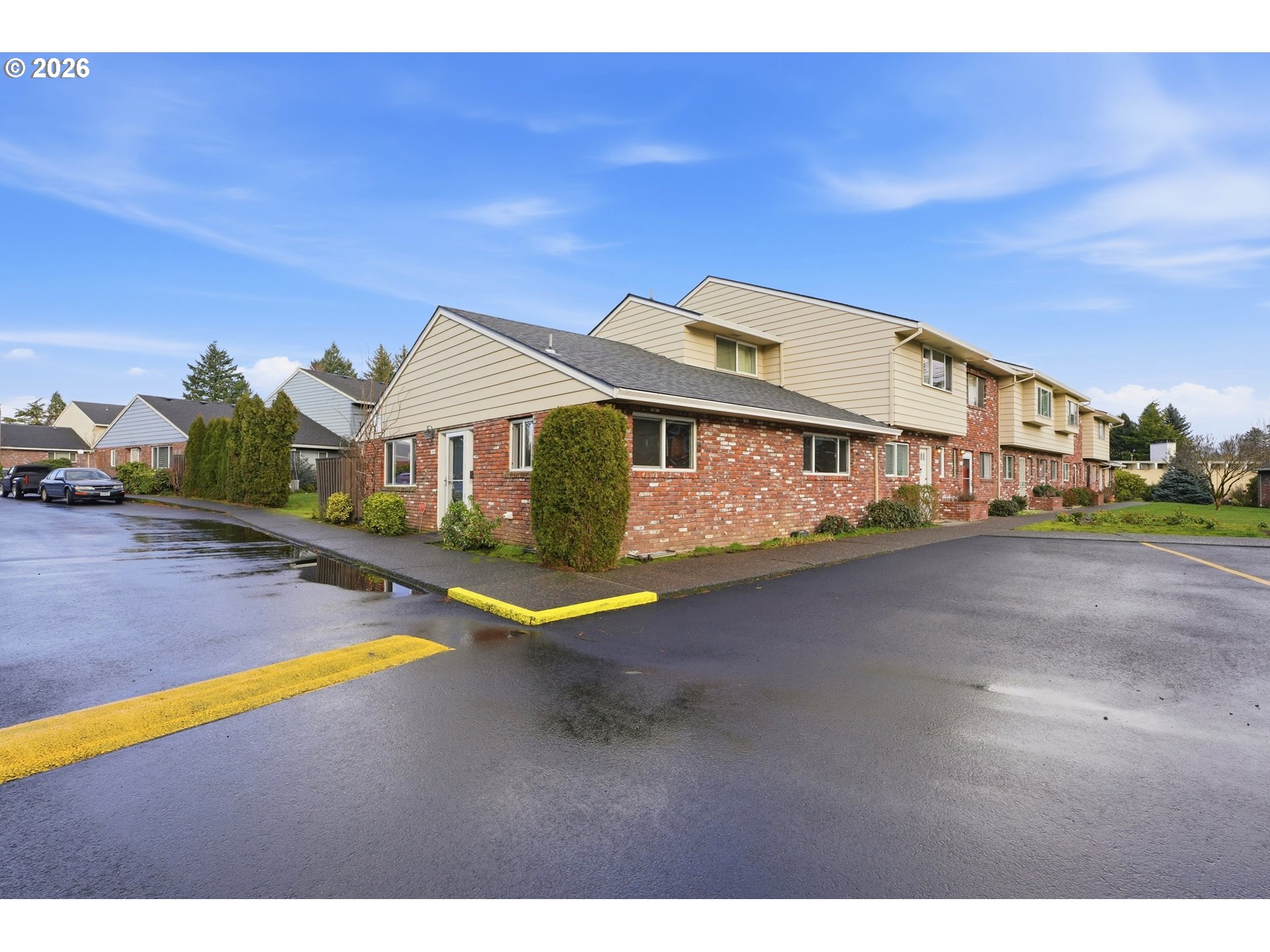 Photo #1: 243692147 Listing: Photo #1