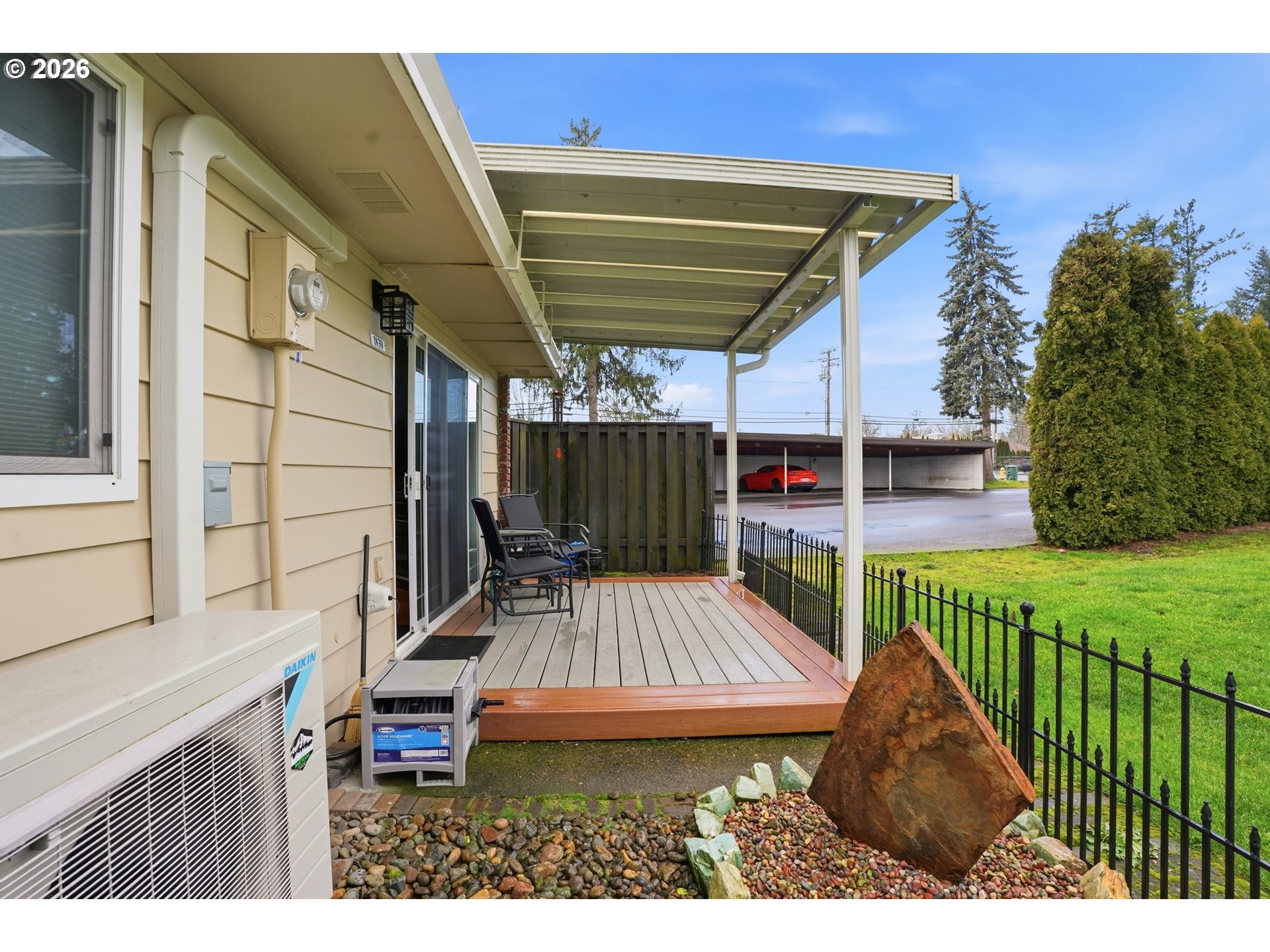 Photo #7: 243692147 Listing: Photo #7