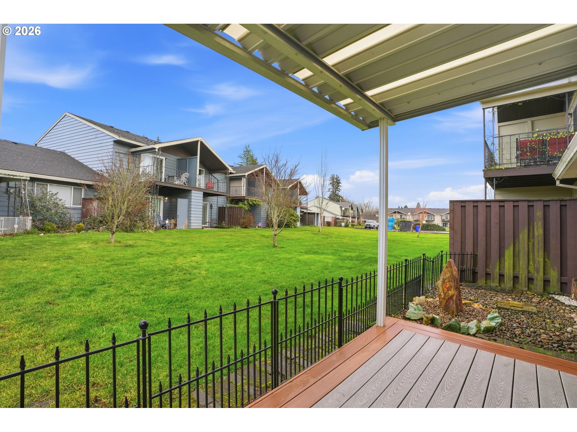 Photo #8: 243692147 Listing: Photo #8