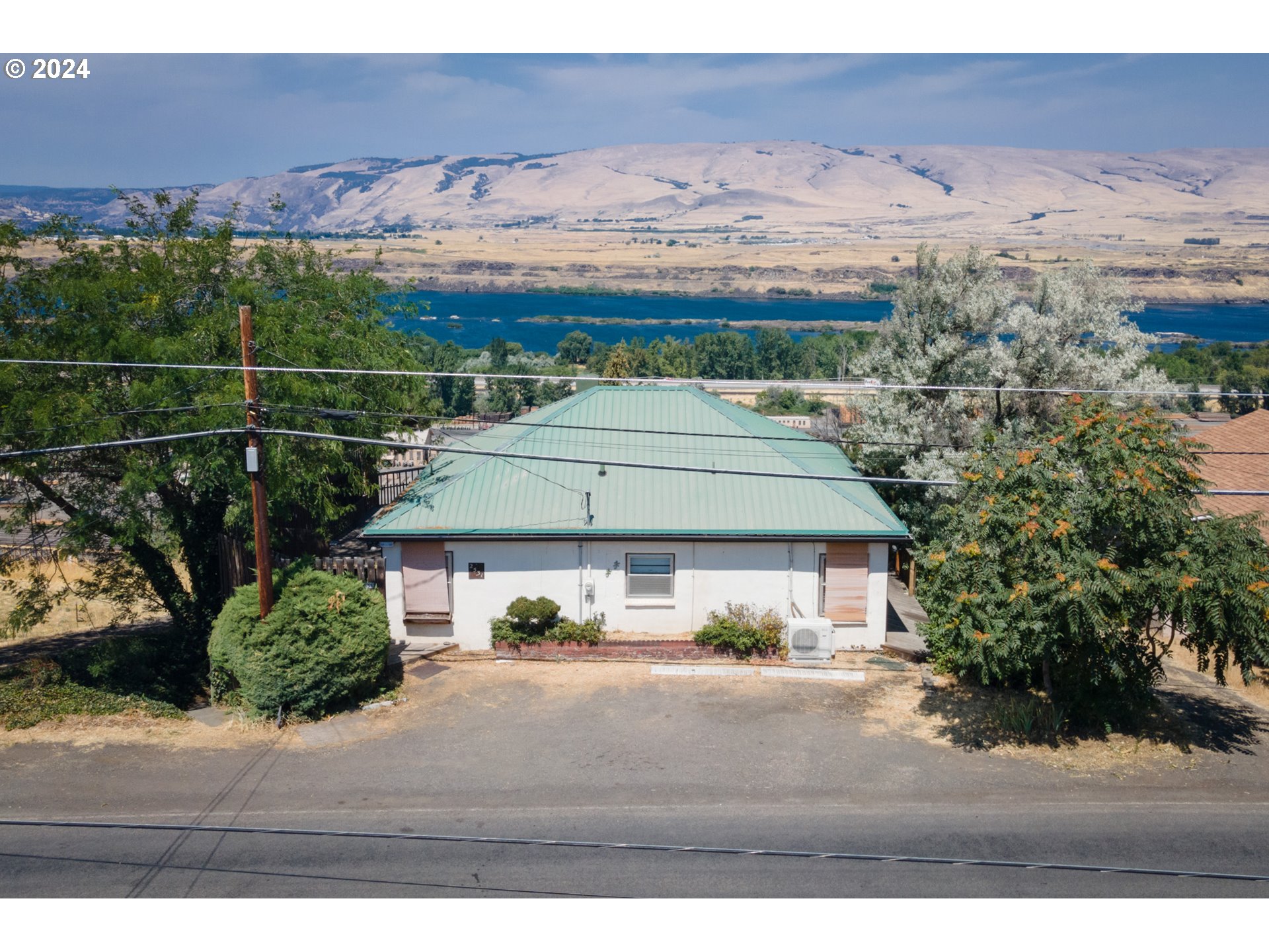 Photo of 2531 OLD DUFUR RD The Dalles OR 97058