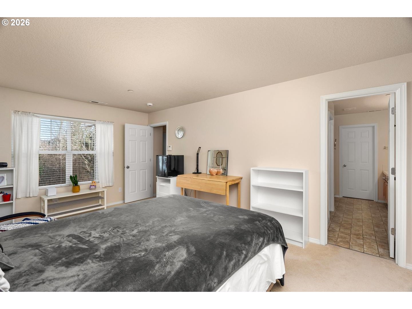 Photo #17: 243832988 Listing: Photo #17