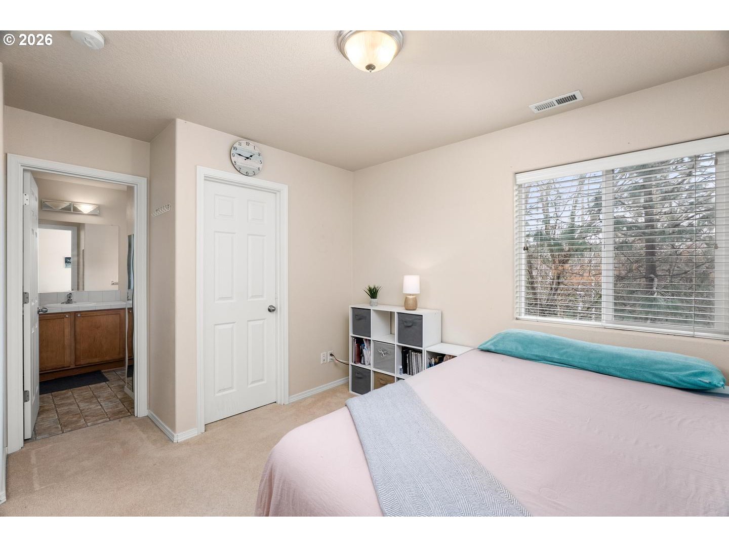 Photo #30: 243832988 Listing: Photo #30