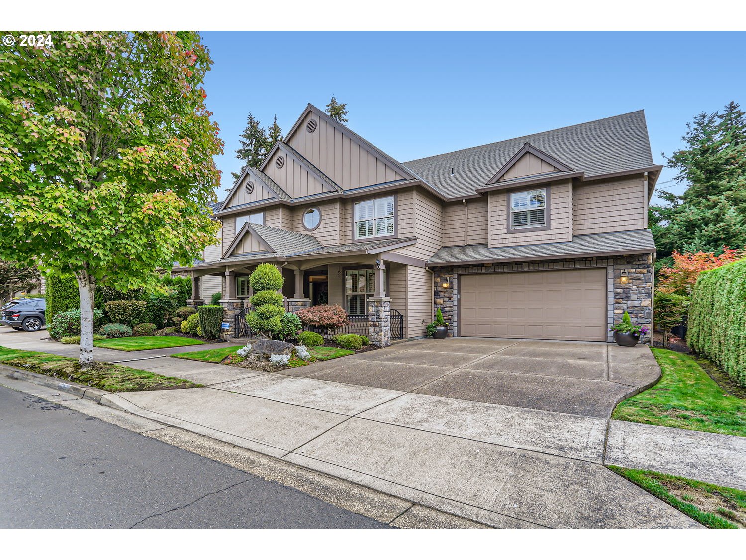 Photo of 10303 CROW WAY Tualatin OR 97062