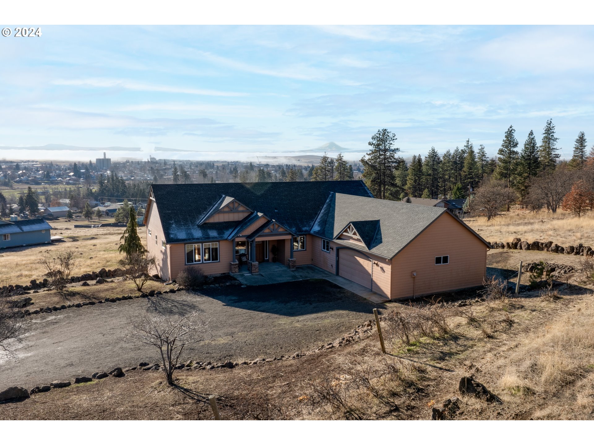 Photo of 1023 POST ST Goldendale WA 98620