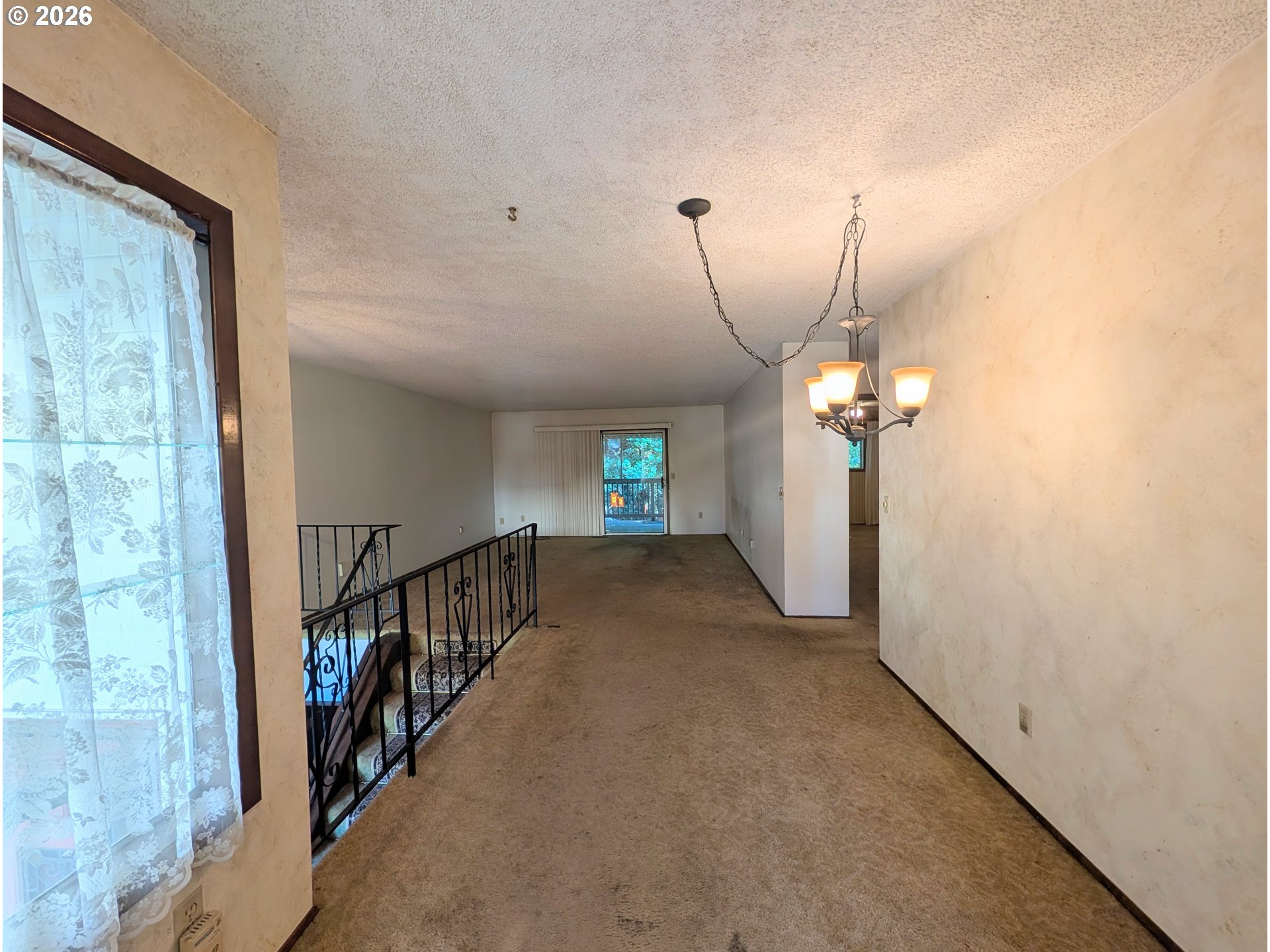 Photo #7: 243887319 Listing: Photo #7
