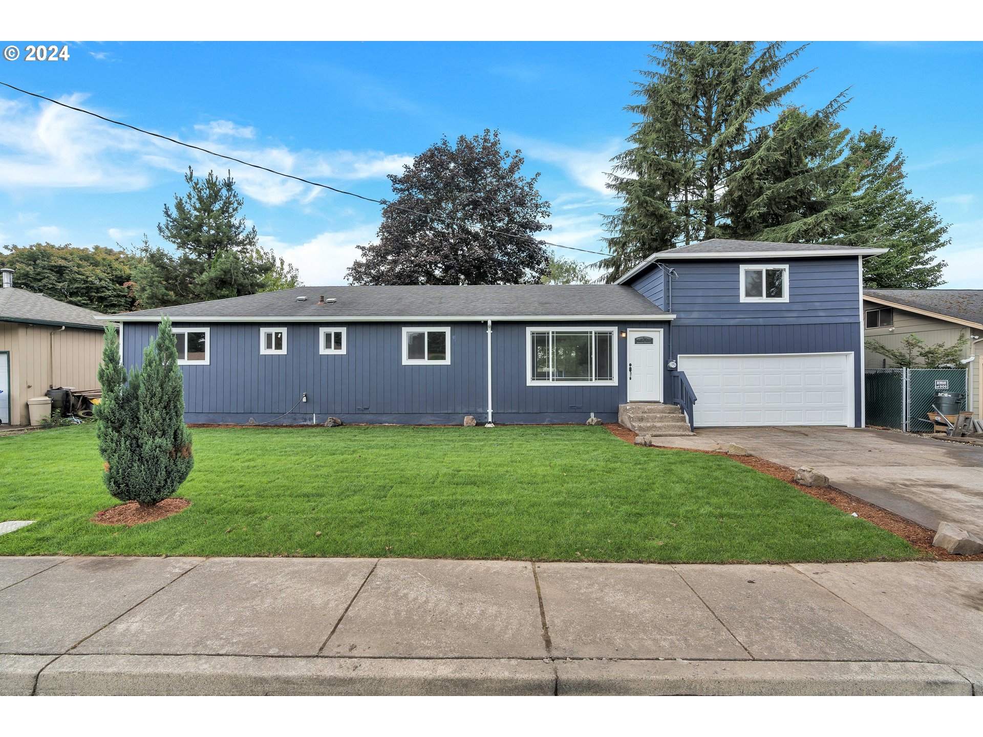 Photo of 4731 OLYMPIA WAY Longview WA 98632