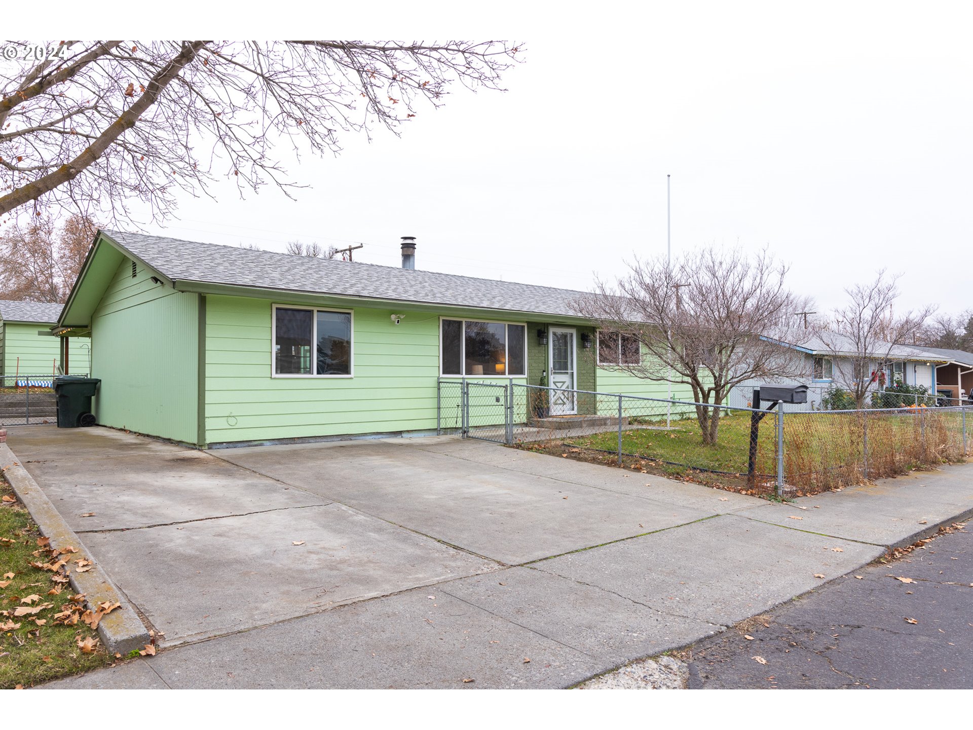 Photo of 305 LAIRD AVE Hermiston OR 97838