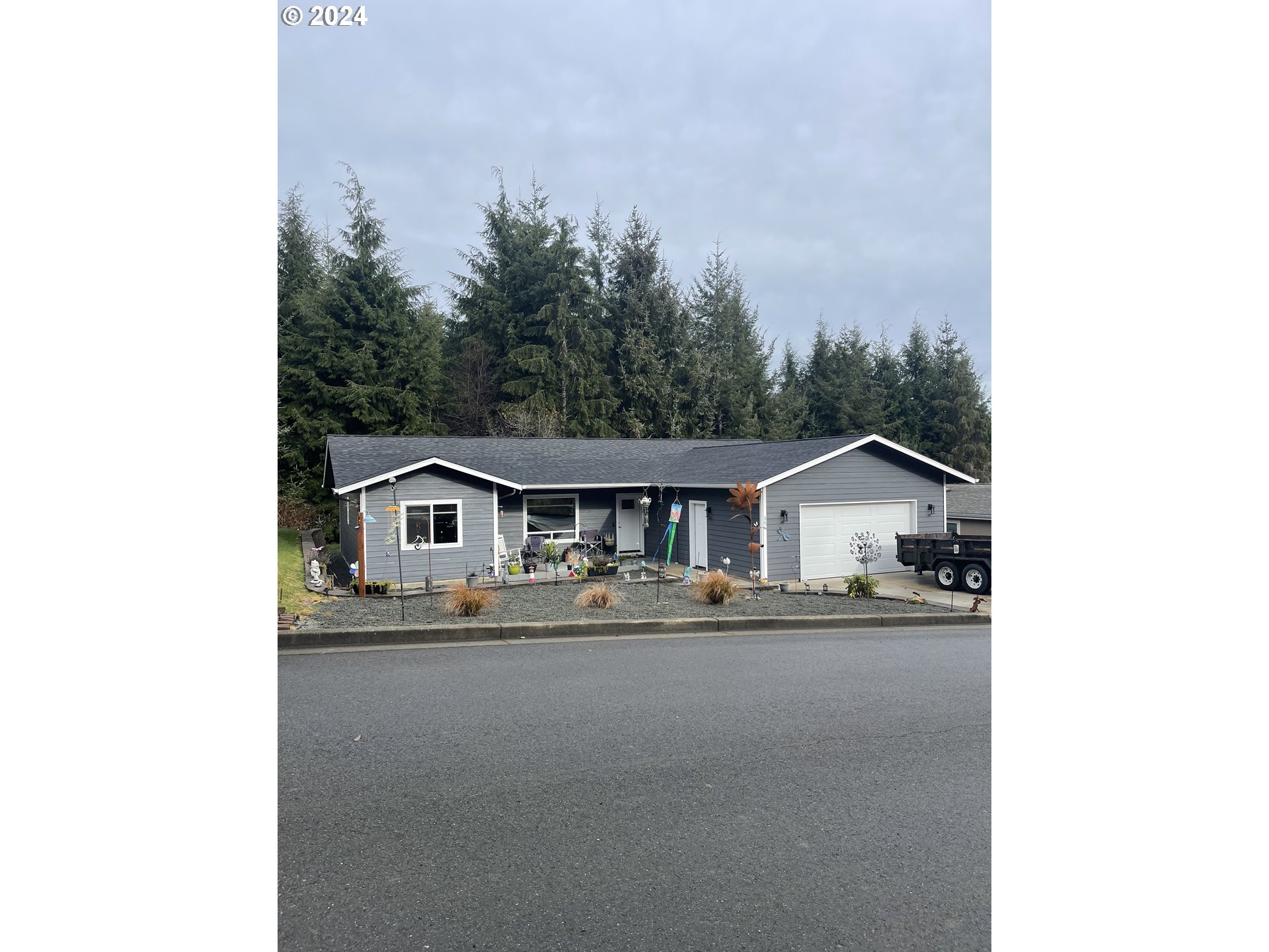 Photo of 351 PROVIDENCE DR Reedsport OR 97467