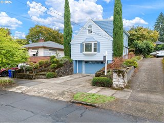930 SE 53RD AVE, Portland, OR 97215, 4 Bedrooms Bedrooms, ,2 BathroomsBathrooms,Residential,For Sale,53RD,24400690