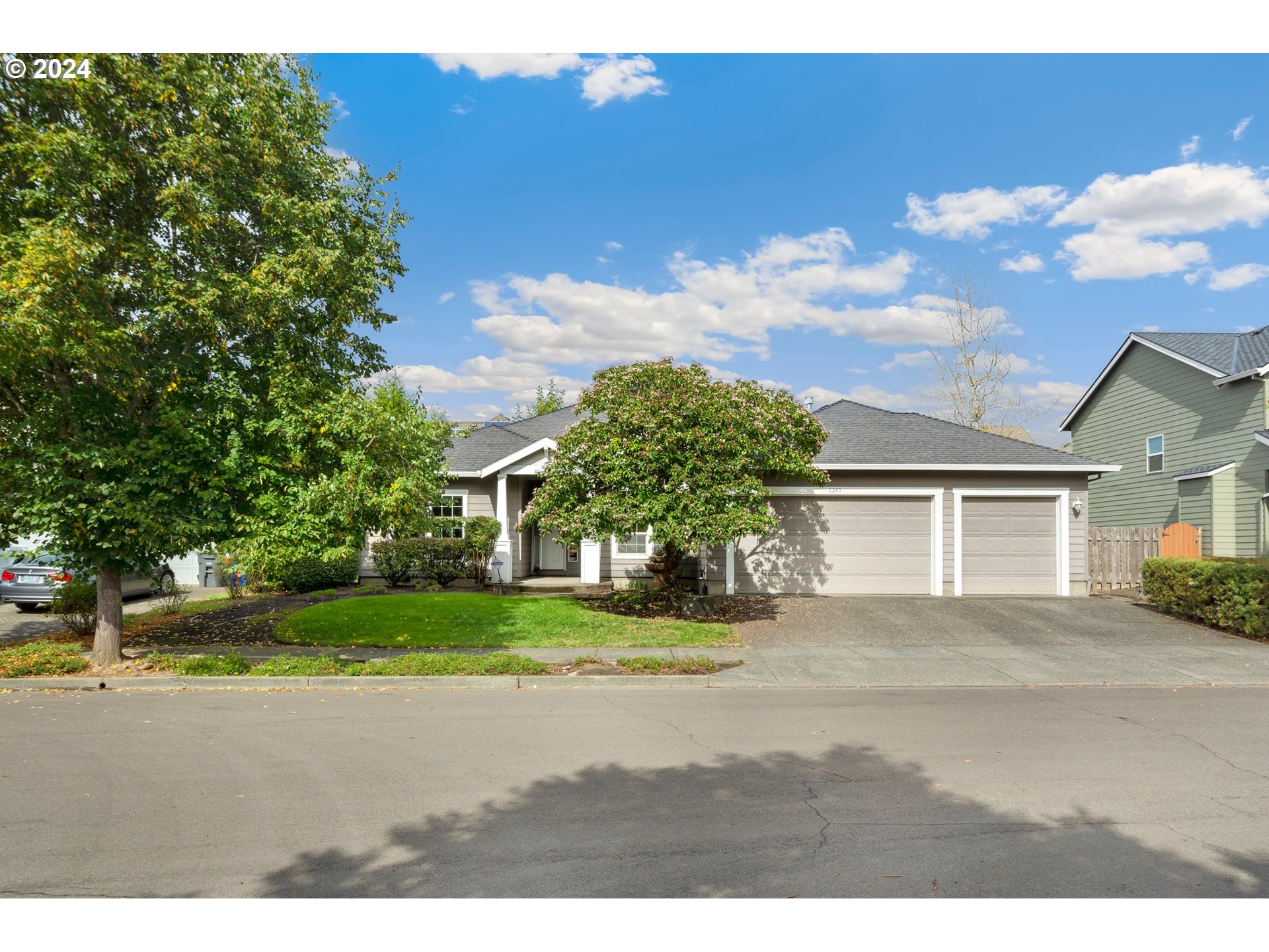 Photo of 6245 DERECK LN Hillsboro OR 97124