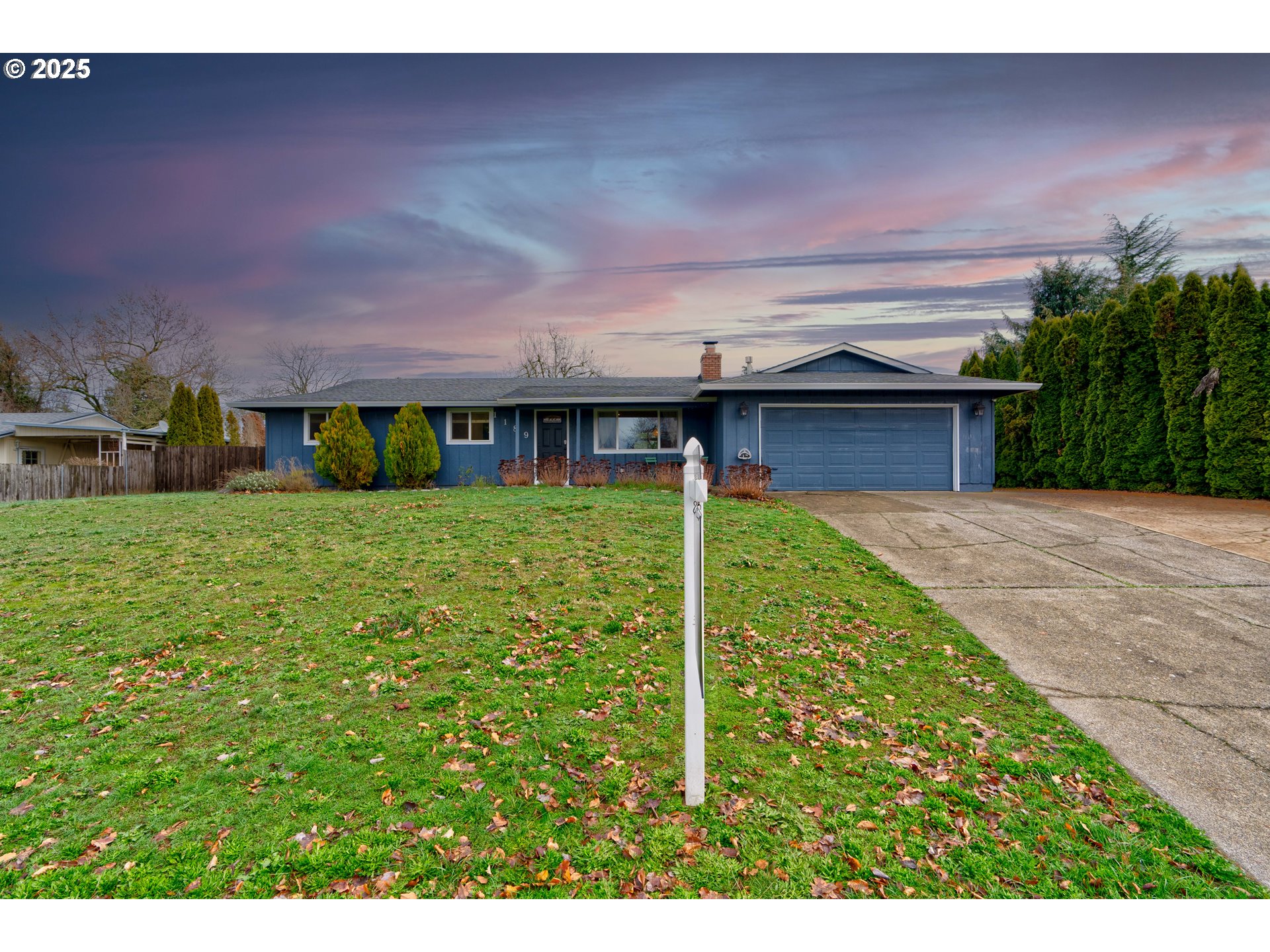 Photo of 1189 JOSEPHINE ST Oregon City OR 97045