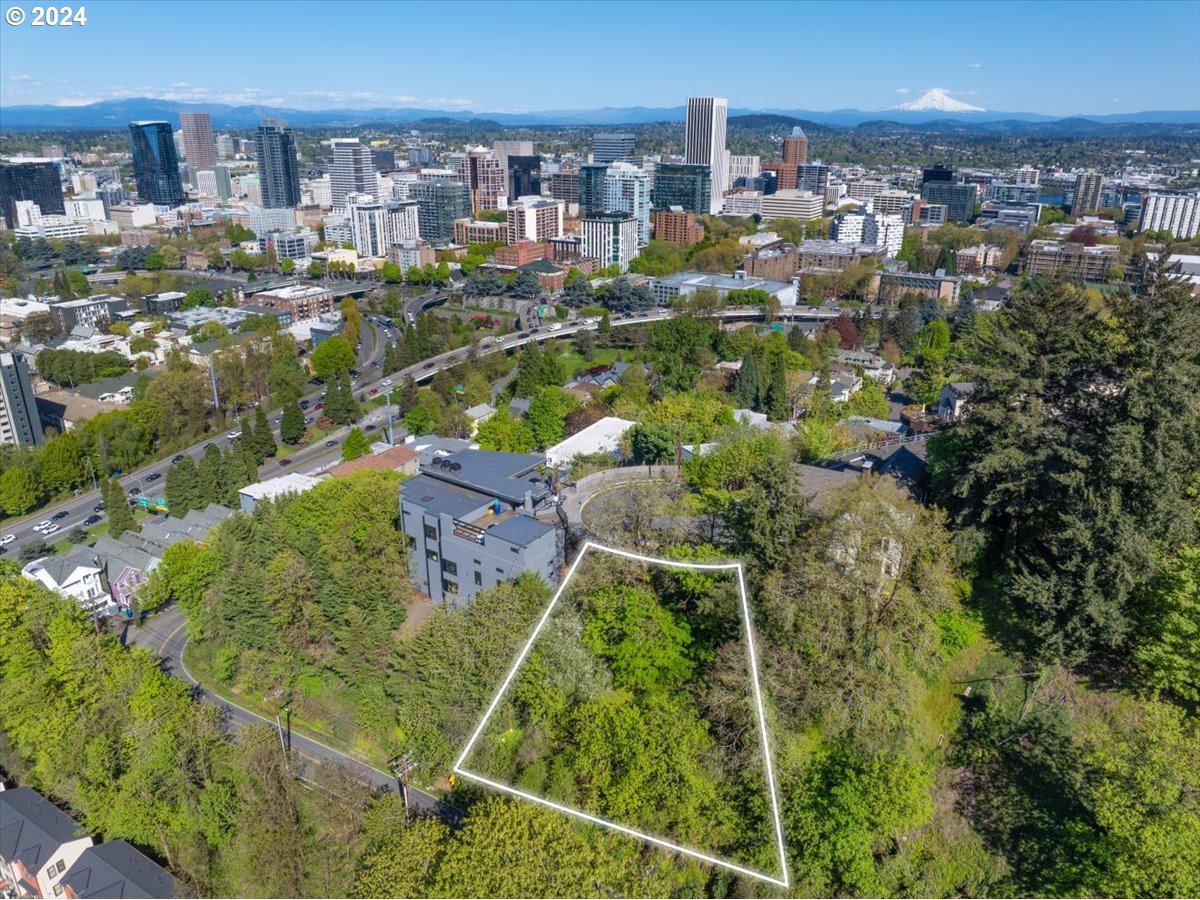1557 SW UPPER HALL ST, Portland, OR, 97201