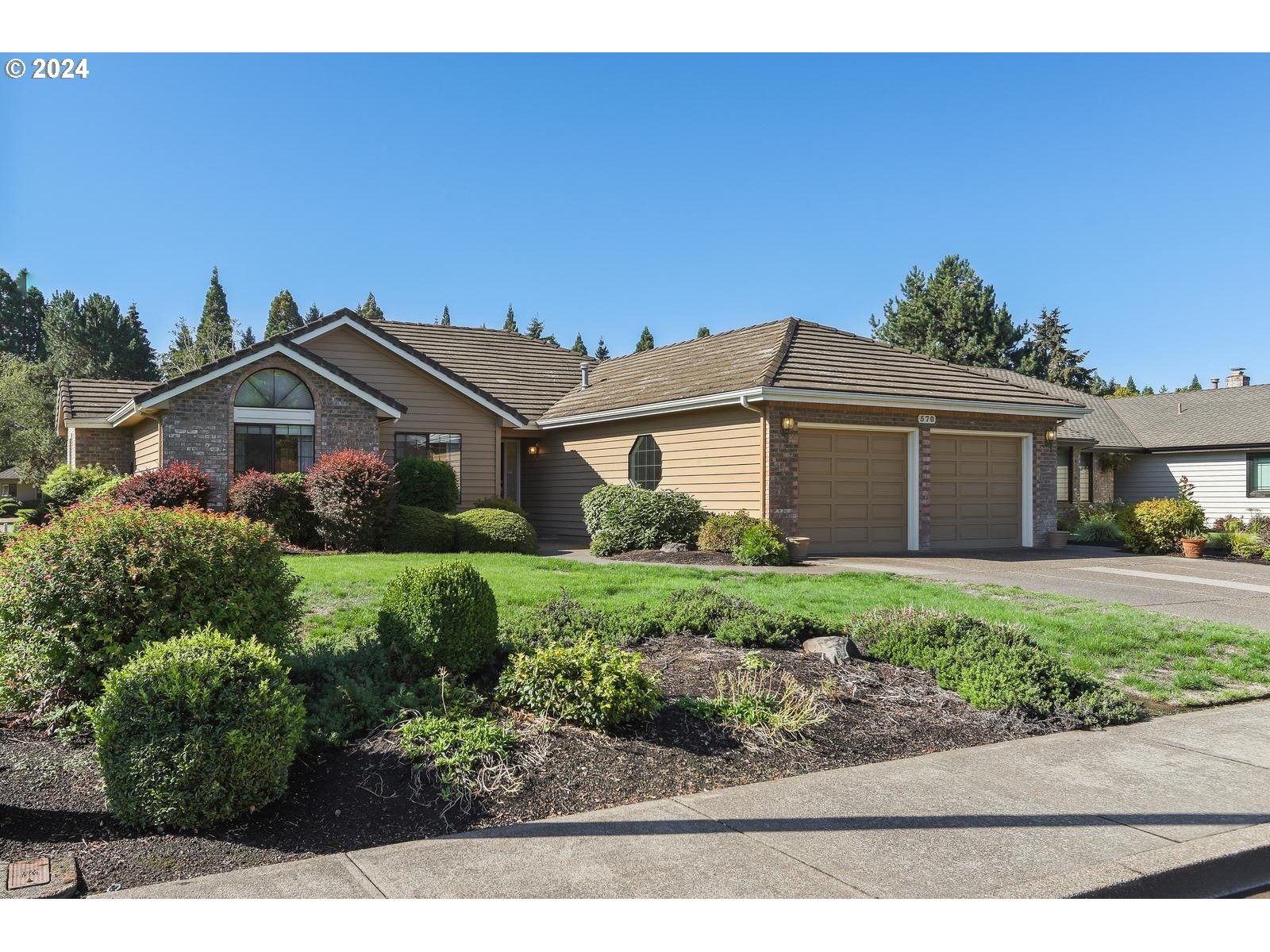 Photo of 570 SNEAD DR Keizer OR 97303