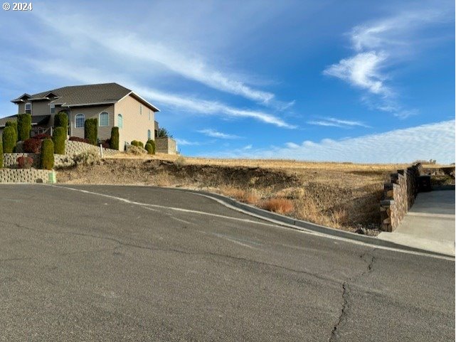 Photo of Quinney LN Pendleton OR 97801