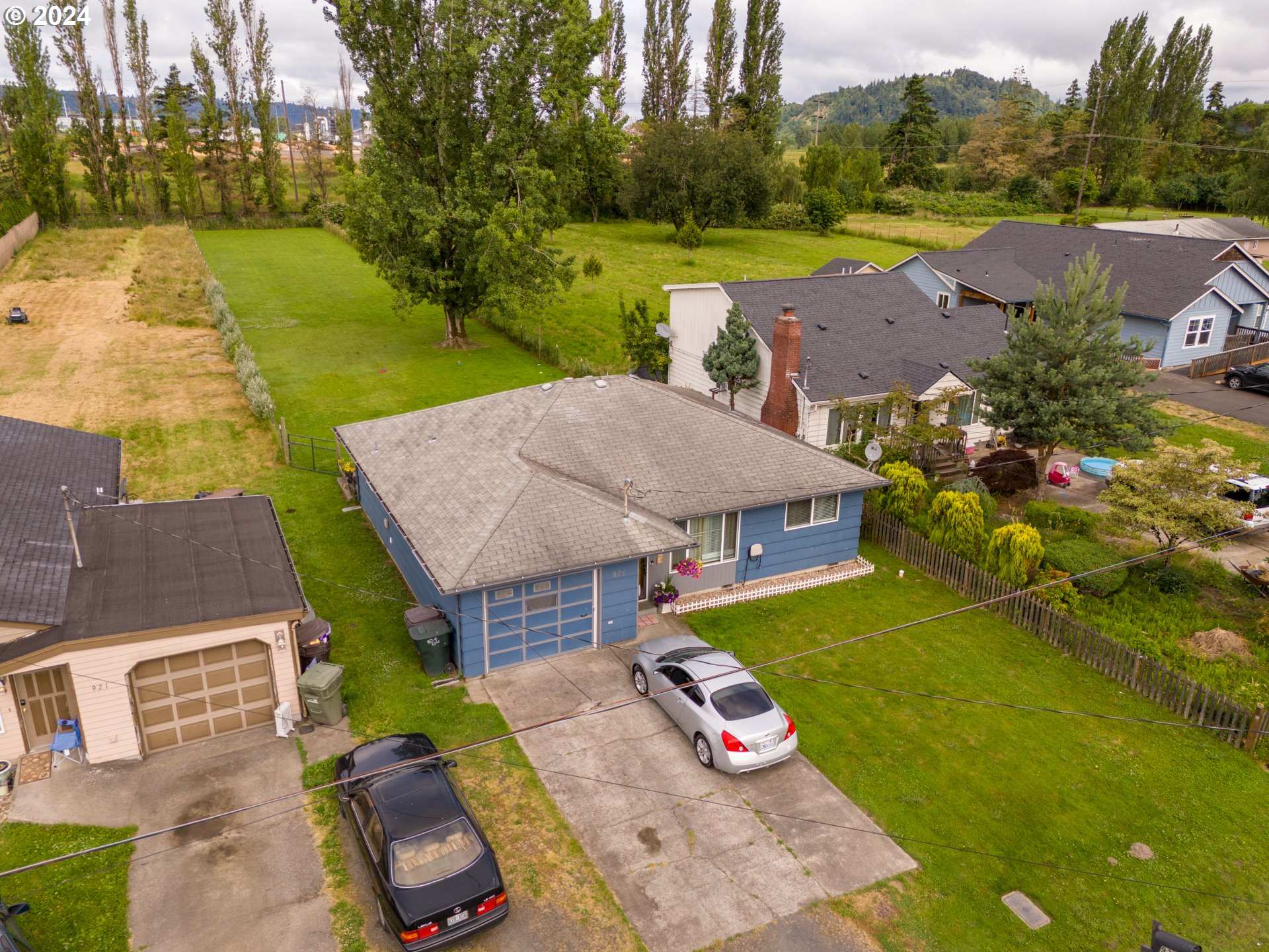 Photo of 925 33RD AVE Longview WA 98632