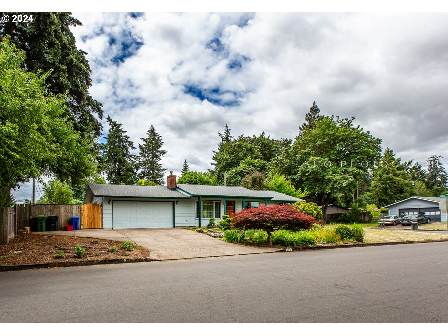 Photo of 438 BLACKFOOT AVE Eugene OR 97404