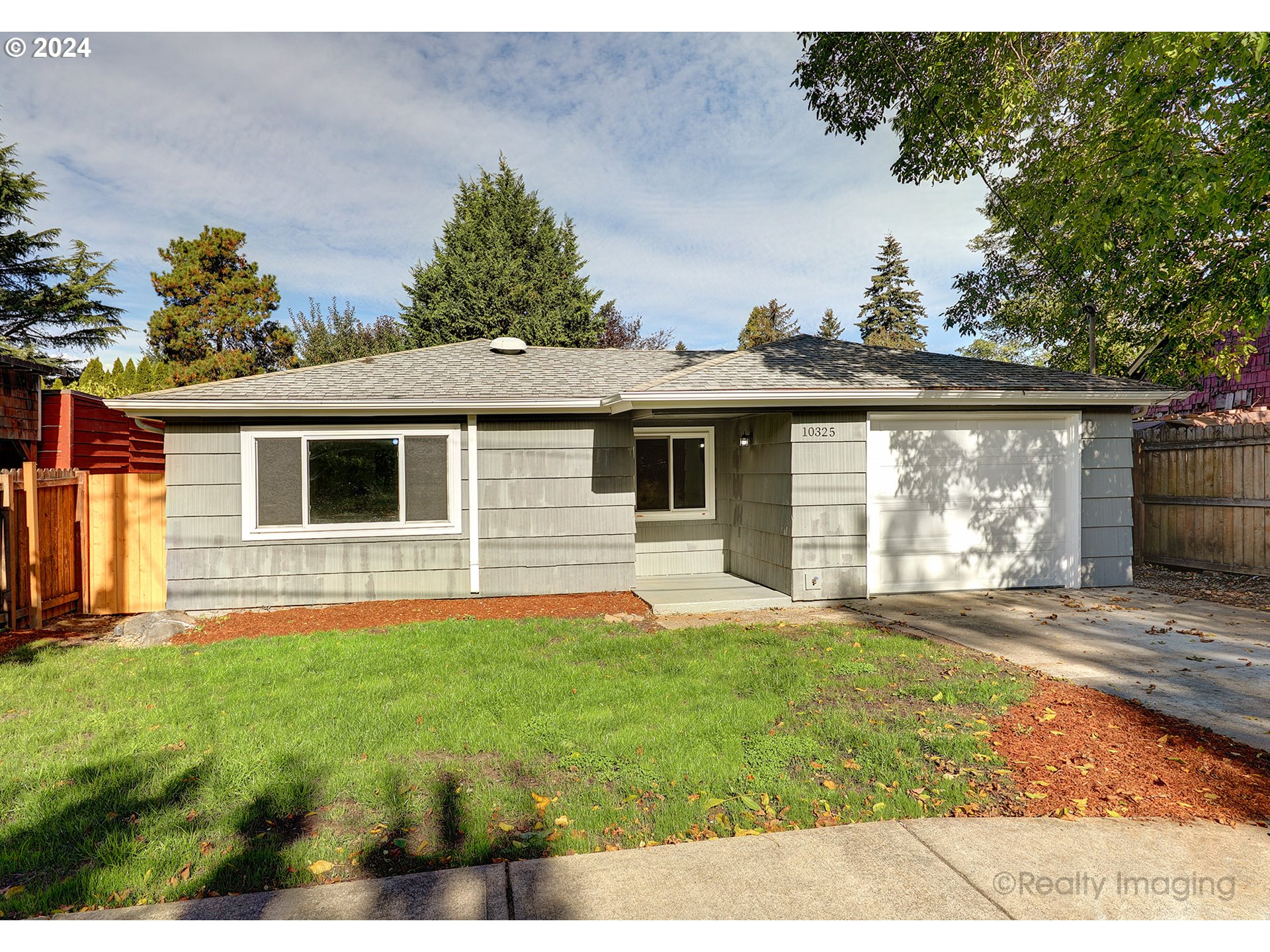 10325 SE REEDWAY ST, Portland OR 97266