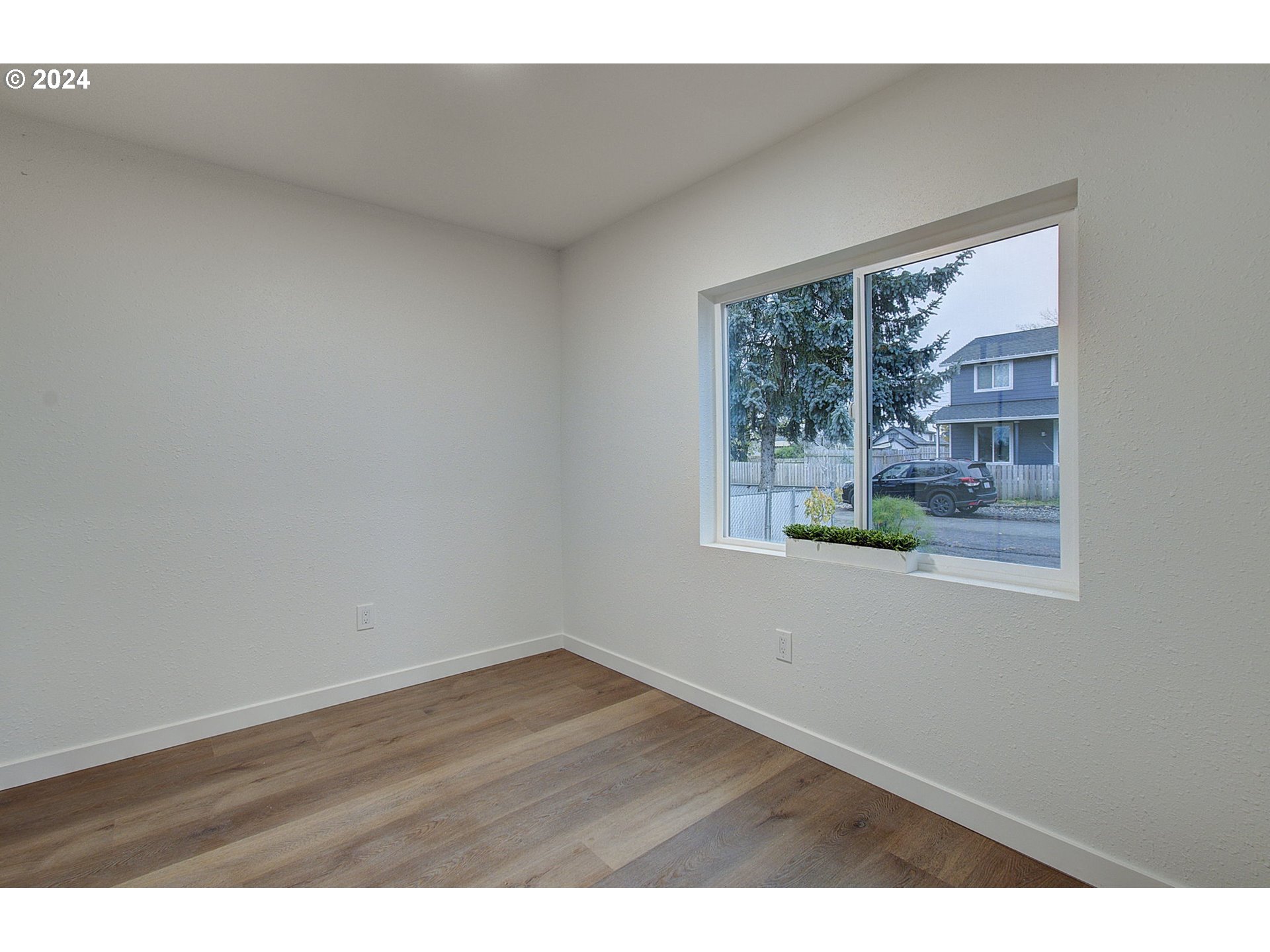 3205  I St, Vancouver, WA 98663