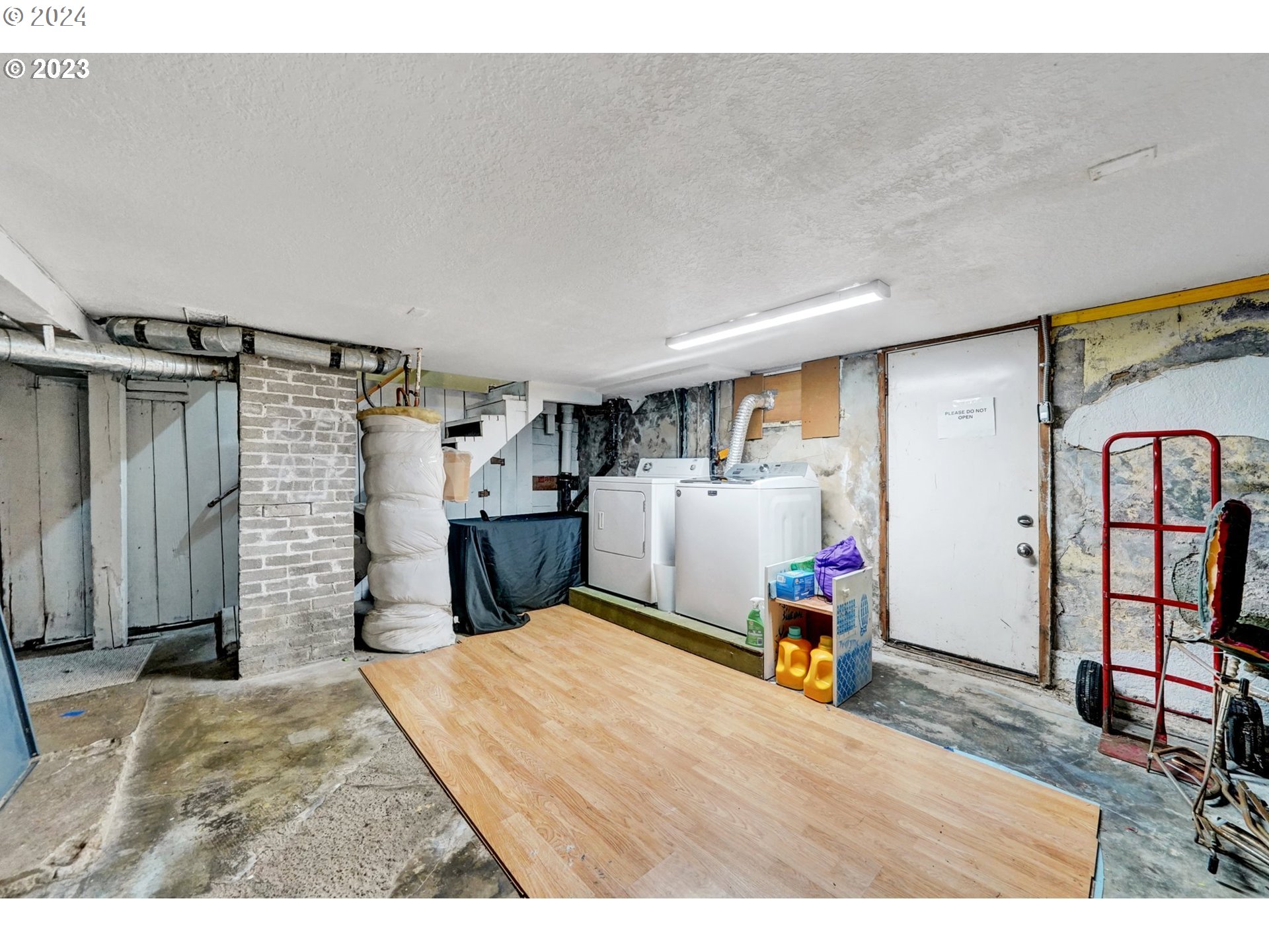 Photo #3: 24432285 Listing 