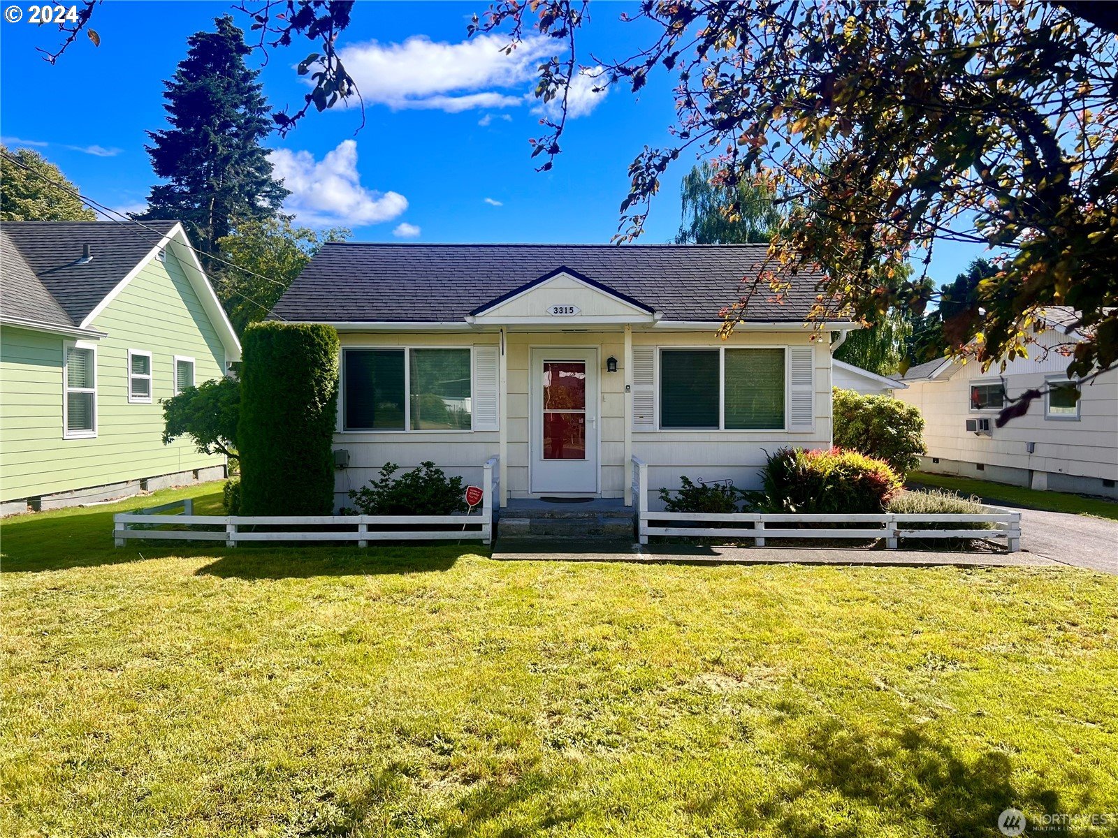 Photo of 3315 PINE ST Longview WA 98632