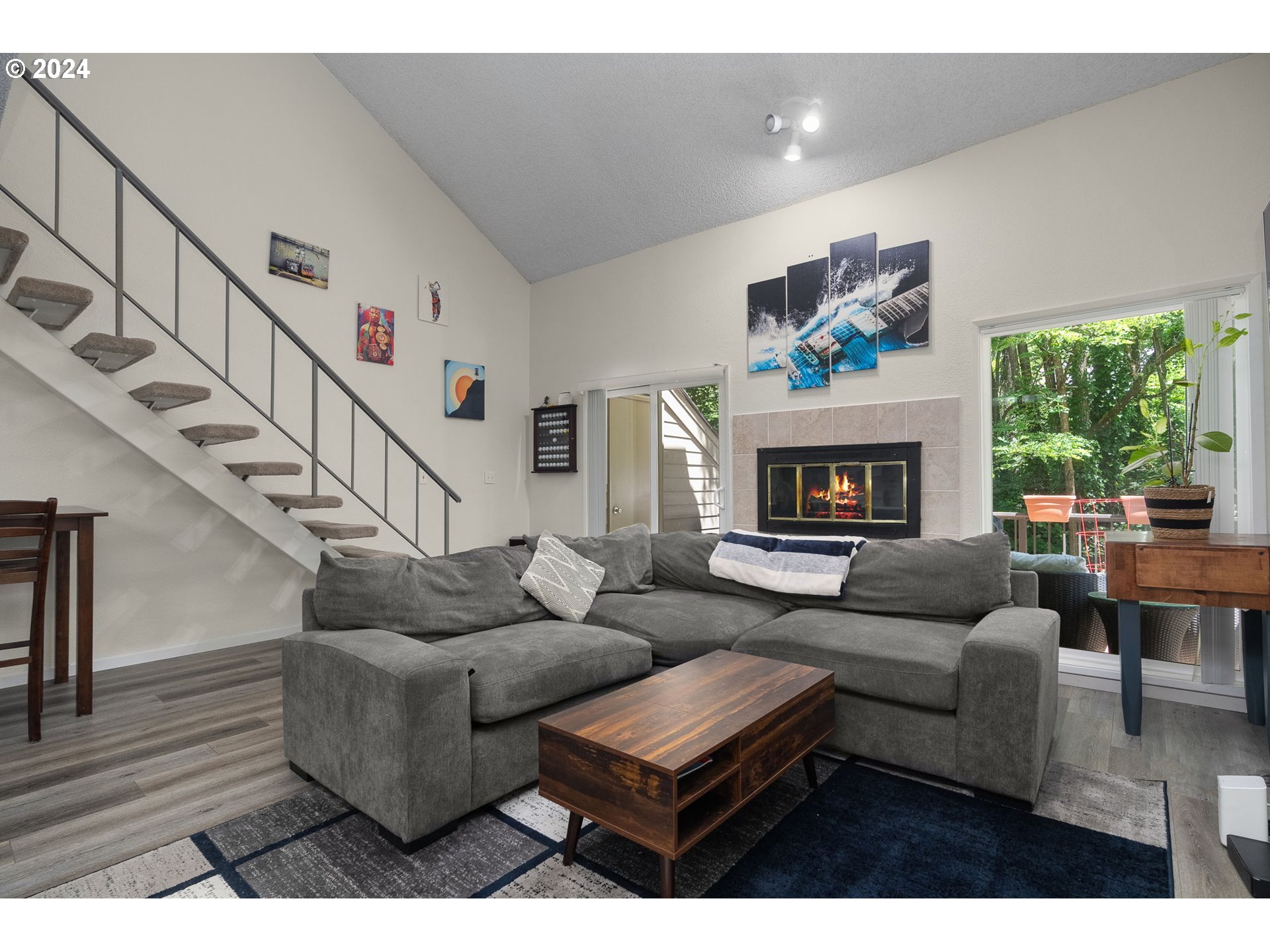 Photo #6: 24440679 Listing 