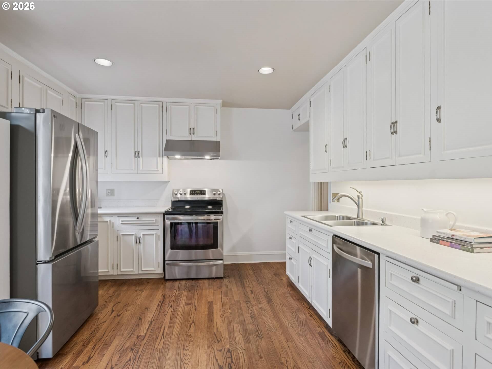 Photo #16: 244453260 Listing: Photo #16