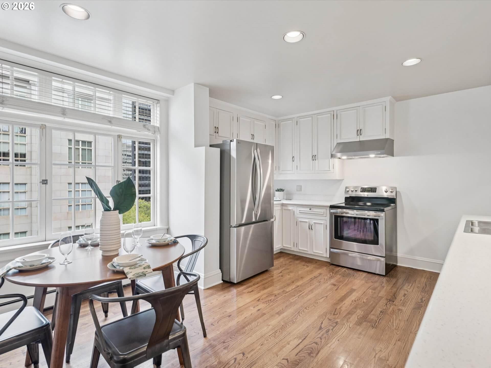 Photo #19: 244453260 Listing: Photo #19