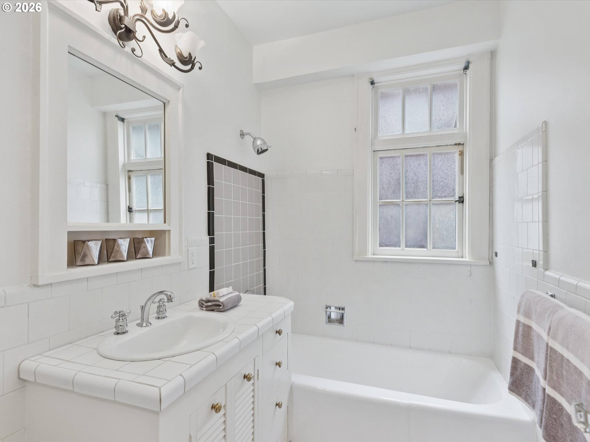 Photo #23: 244453260 Listing: Photo #23