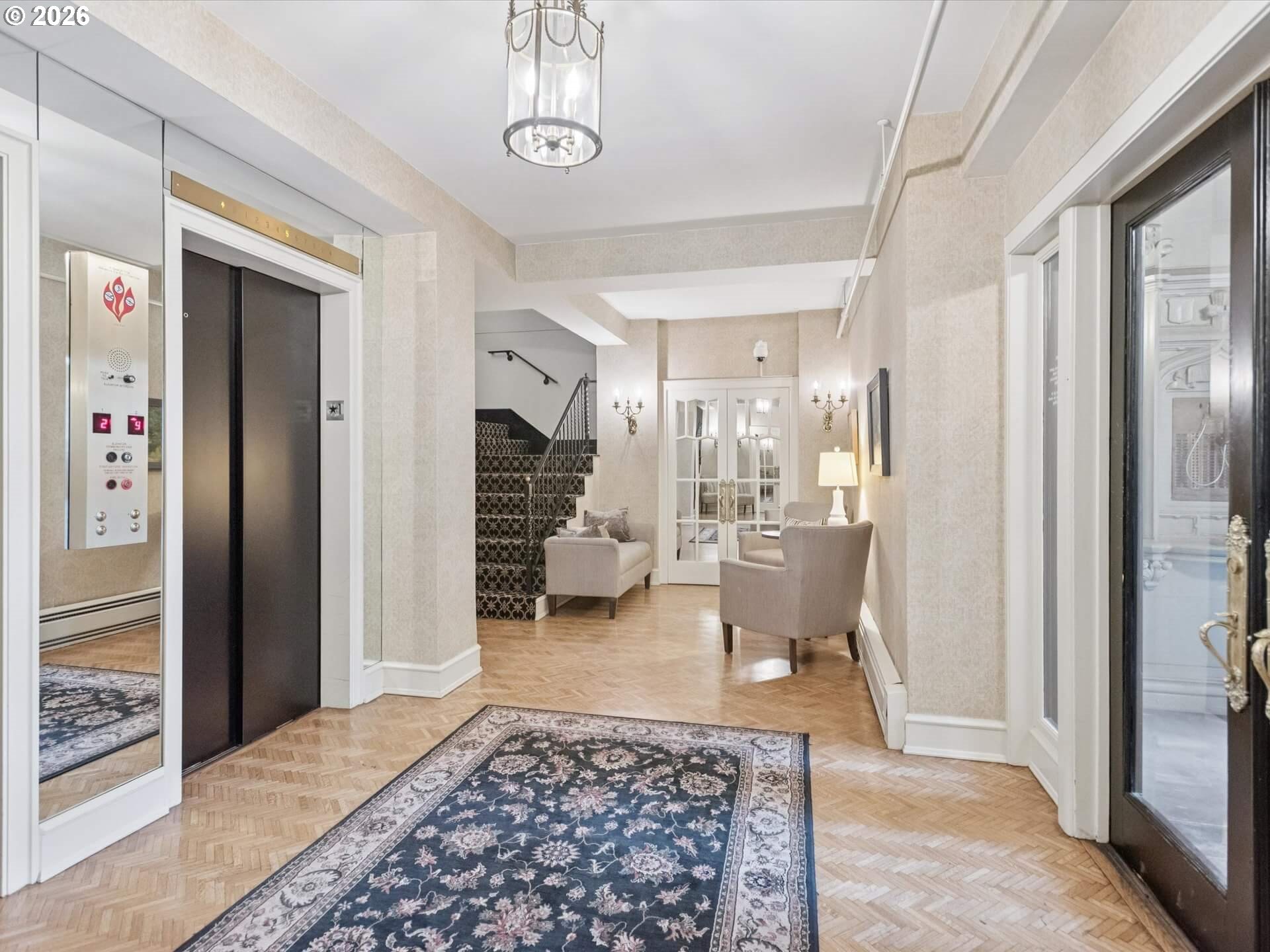 Photo #4: 244453260 Listing: Photo #4