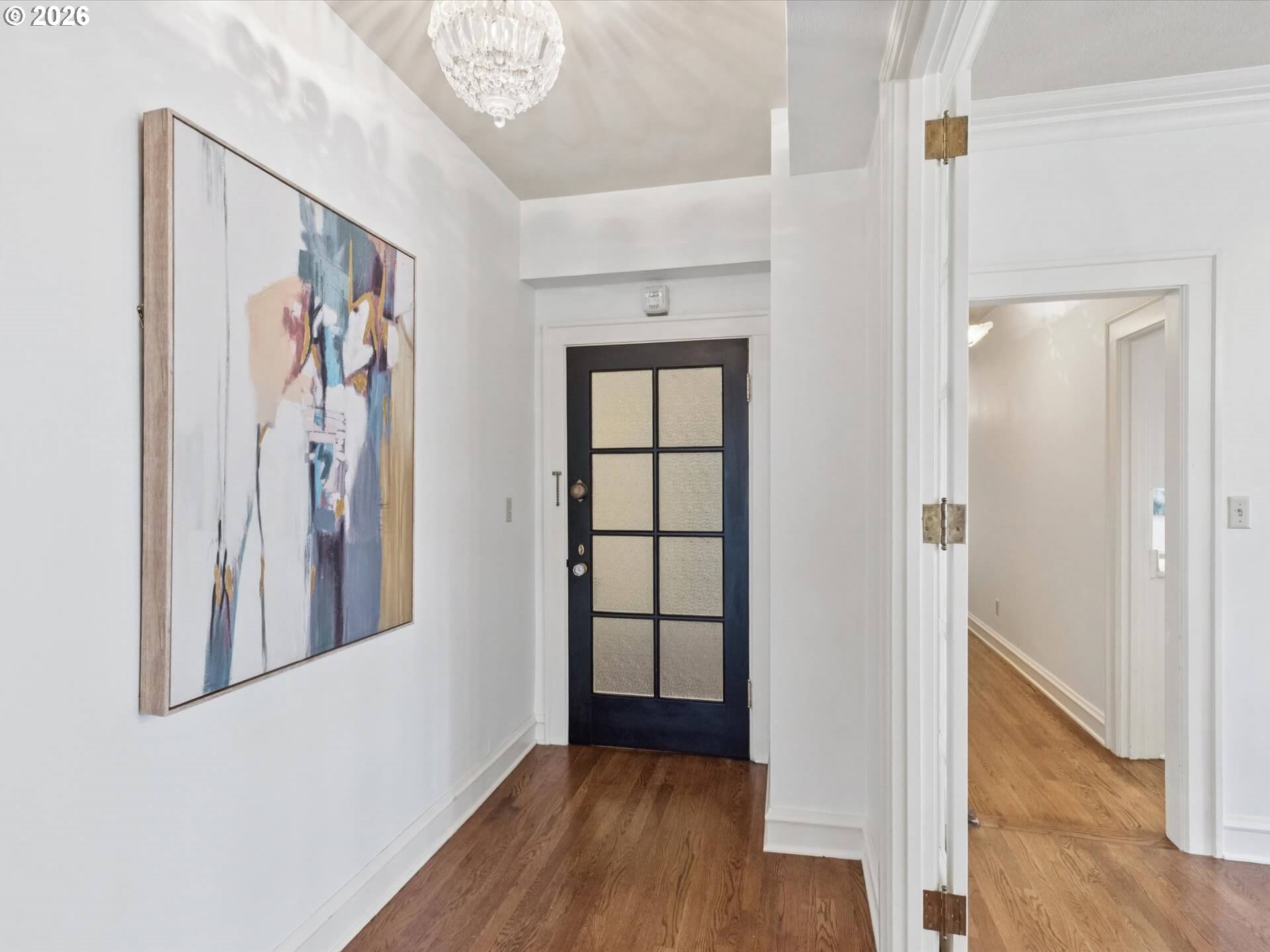 Photo #5: 244453260 Listing: Photo #5