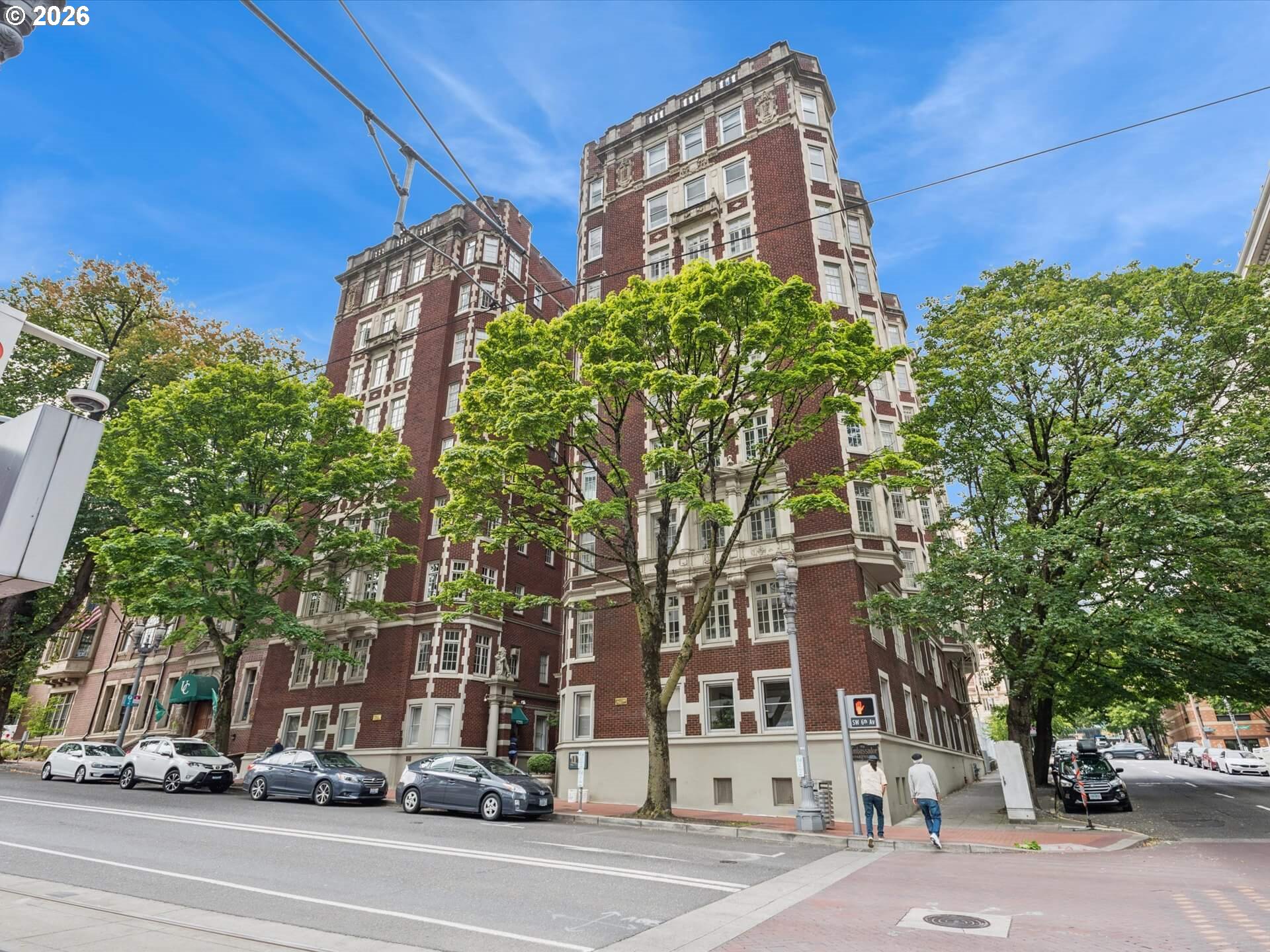 Photo #2: 244453260 Listing: Photo #2